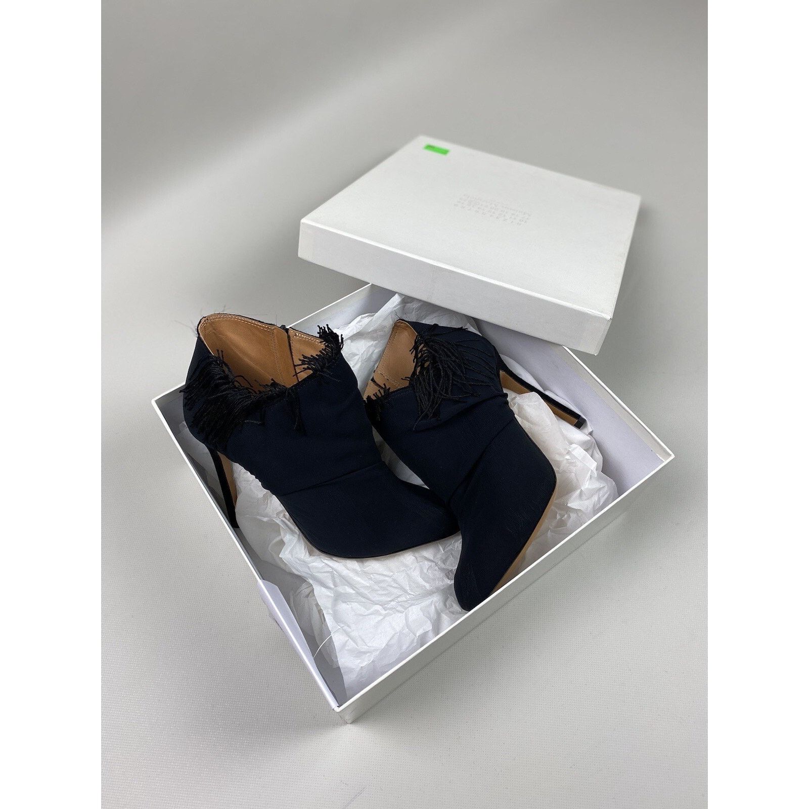 Maison Margiela New! Maison Margiela ladies heels shoes size 37 1/2 Size US 7.5 / IT 37.5 - 12 Thumbnail