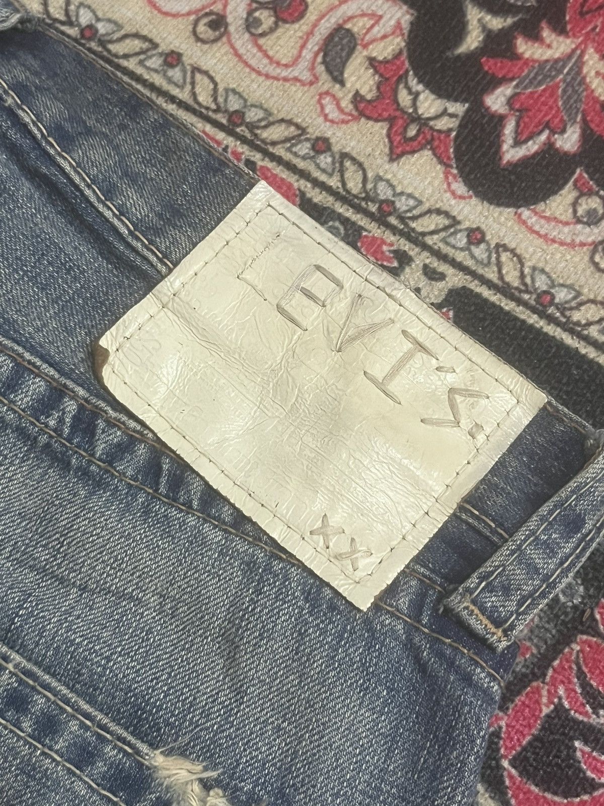 Levi's Y2K Levi’s 507 Blue Faded Washed Distressed Patches Jeans Size US 29 - 8 Thumbnail