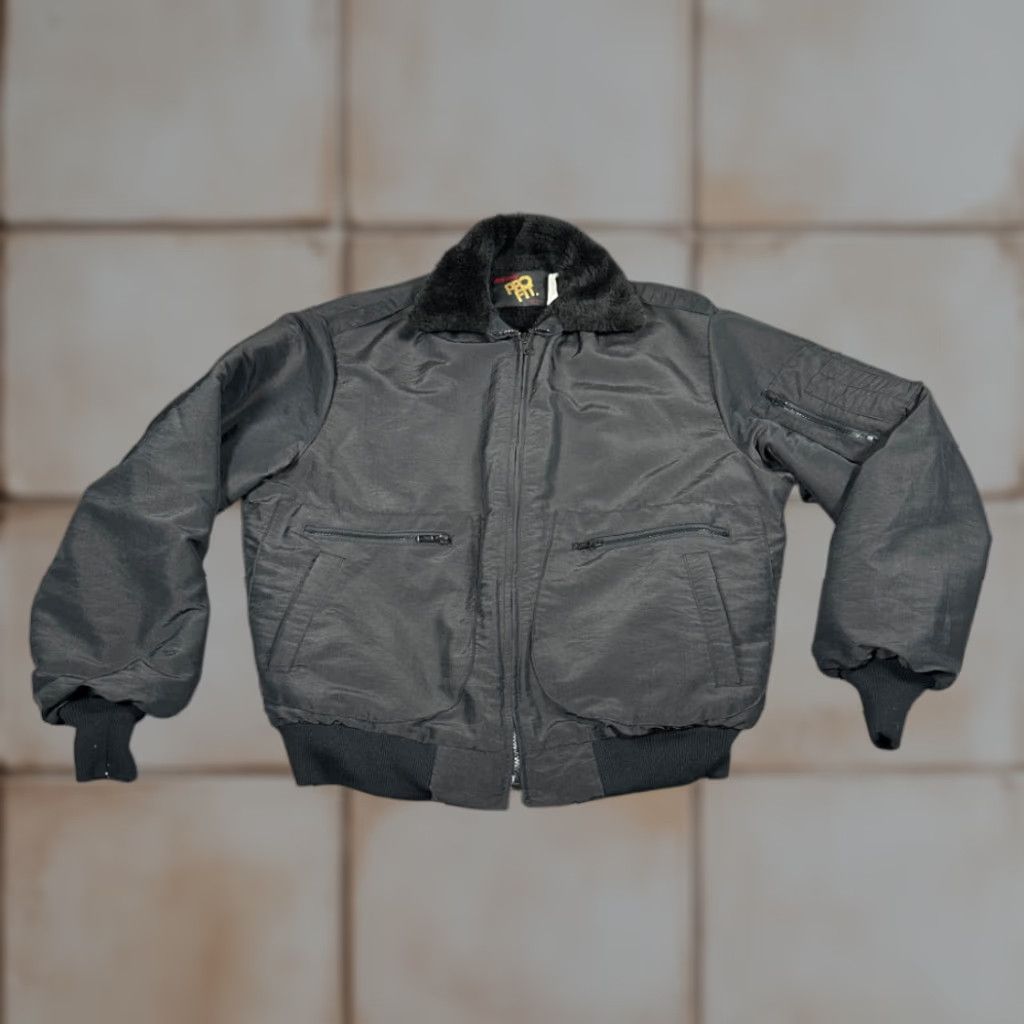 Vintage VINTAGE King Louie Jacket Bomber Adult LARGE Black Sherpa Fur Collar USA 80s Jacket Size US L / EU 52-54 / 3 - 1 Thumbnail