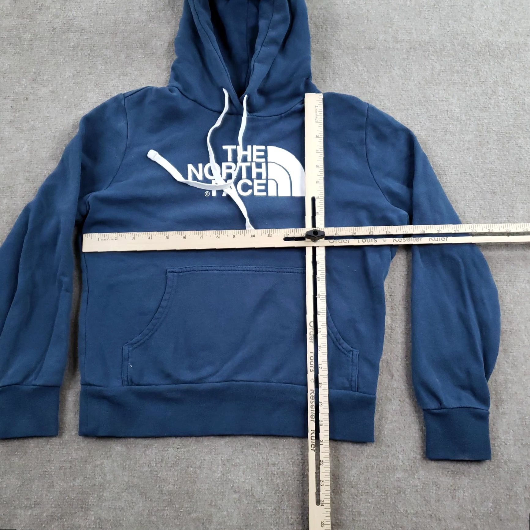 The North Face The North Face Hoodie Womens Small Blue Pullover Logo Sweatshirt Kangaroo Pocket Size S / US 4 / IT 40 - 2 Thumbnail