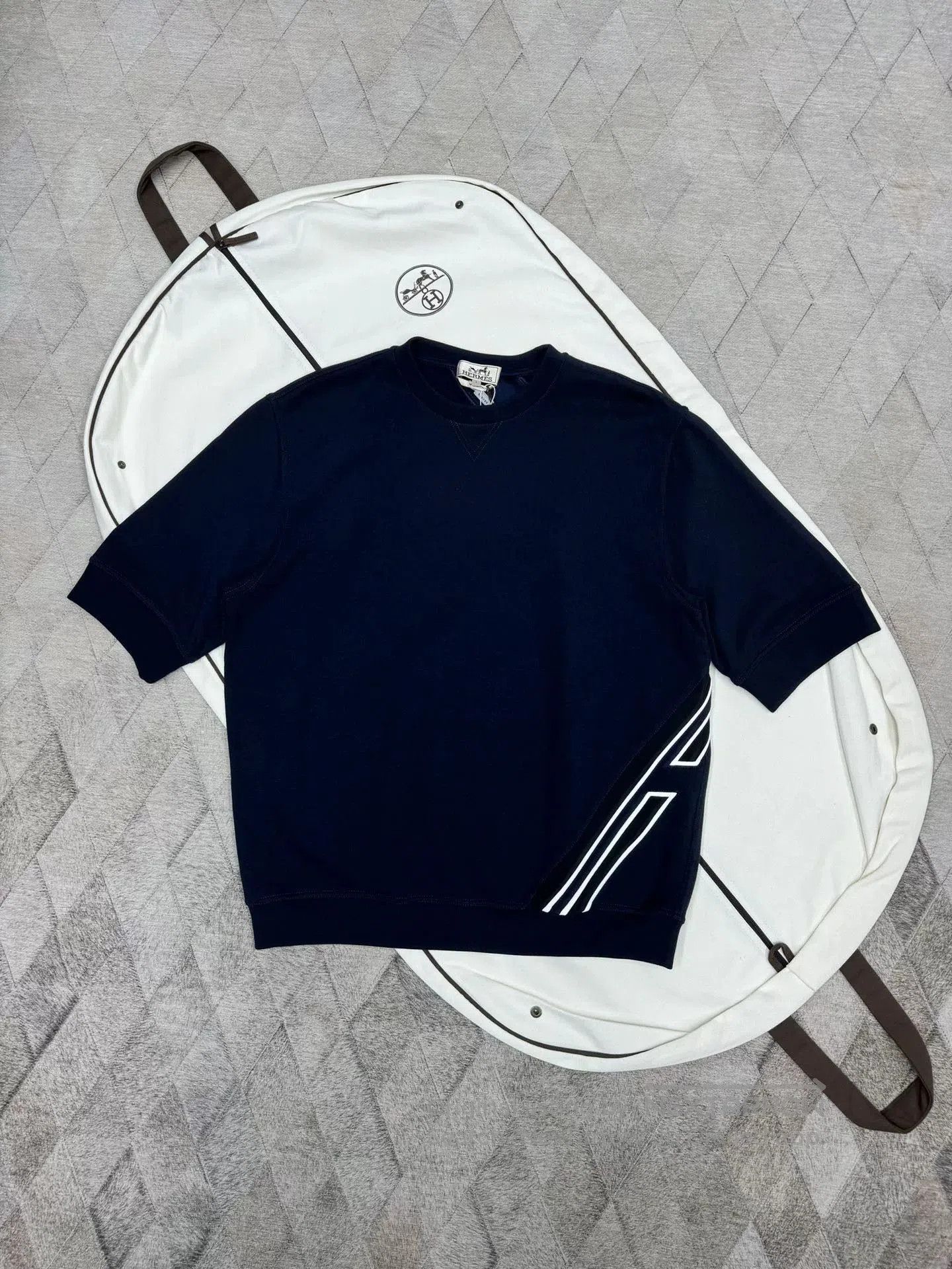 Hermes Hermes 2024 SS Spliced Short-Sleeve Sweatshirt. Size US L / EU 52-54 / 3 - 1 Thumbnail