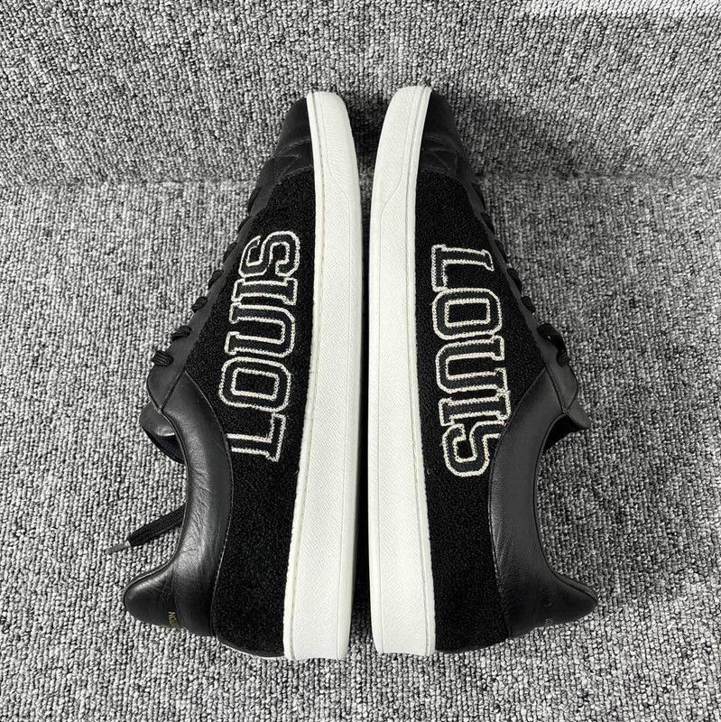 Louis Vuitton Louis Vuitton Comfortable Low-Top Sneakers in Black and Gra Size US 8 / EU 41 - 7 Thumbnail