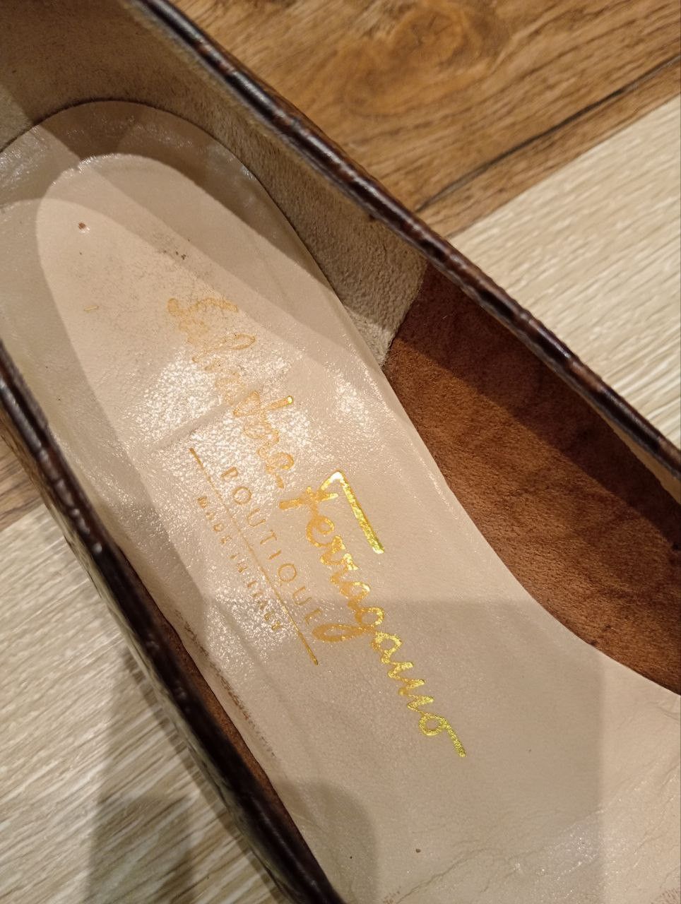 Salvatore Ferragamo SALVATORE FERRAGAMO BOUTIQUE LEATHER SHOES - SIZE 6 Size US 6 / IT 36 - 10 Thumbnail