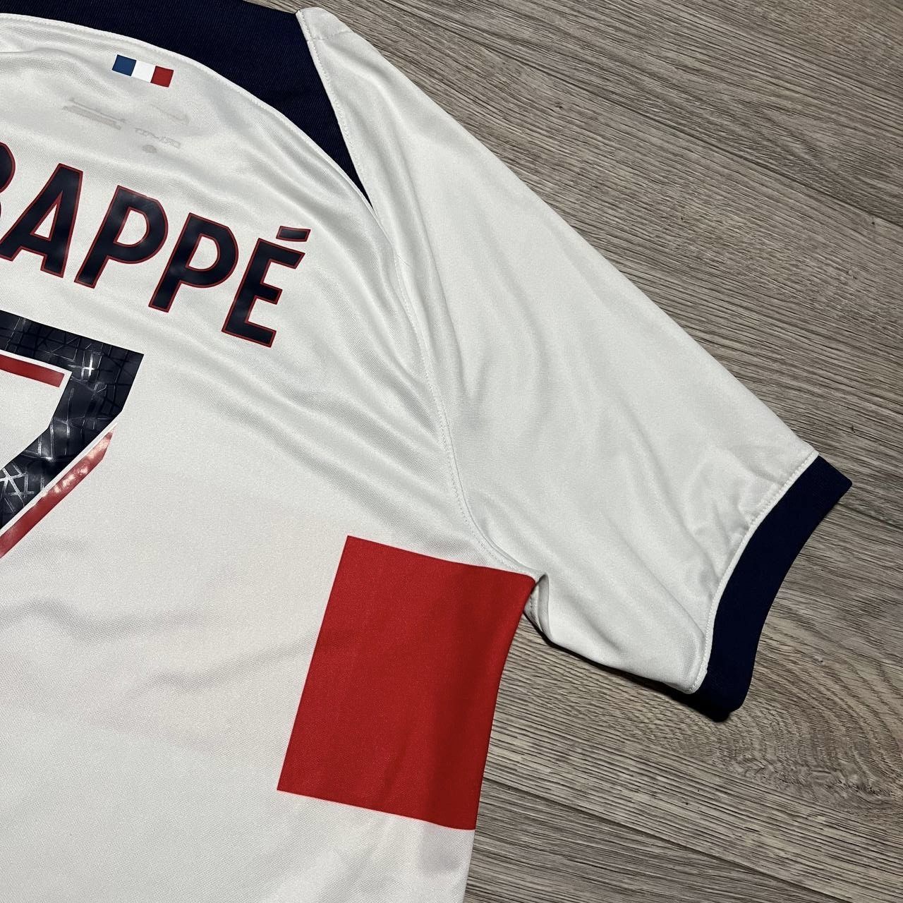 Nike Paris Saint Garment Mbappe #7 Nike Jersey Size US M / EU 48-50 / 2 - 10 Thumbnail