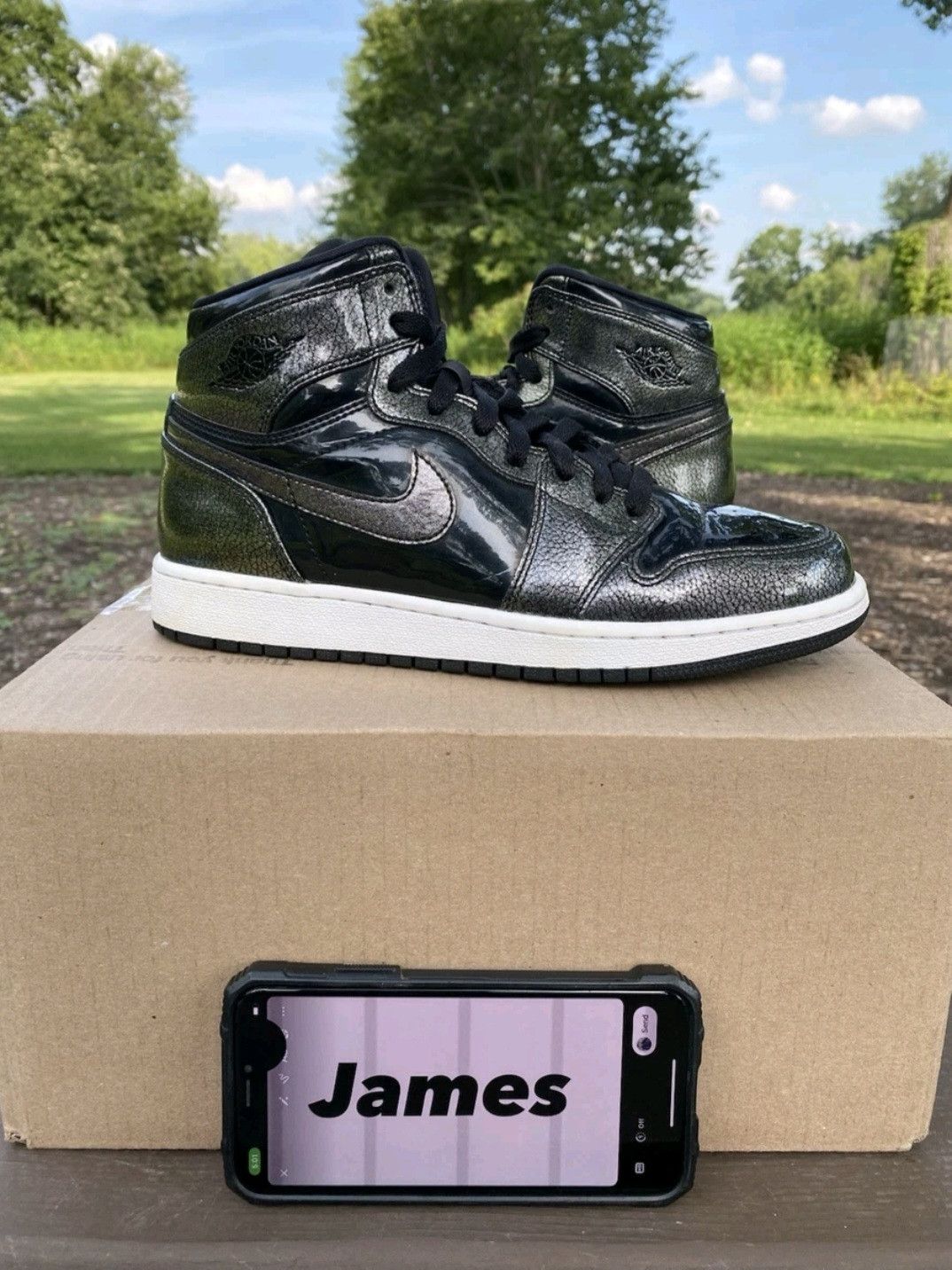 Jordan Brand Nike Air Jordan Retro 1 High GS Black 705300017 Size 6.5 Size US 6.5 / EU 39-40 - 1 Thumbnail