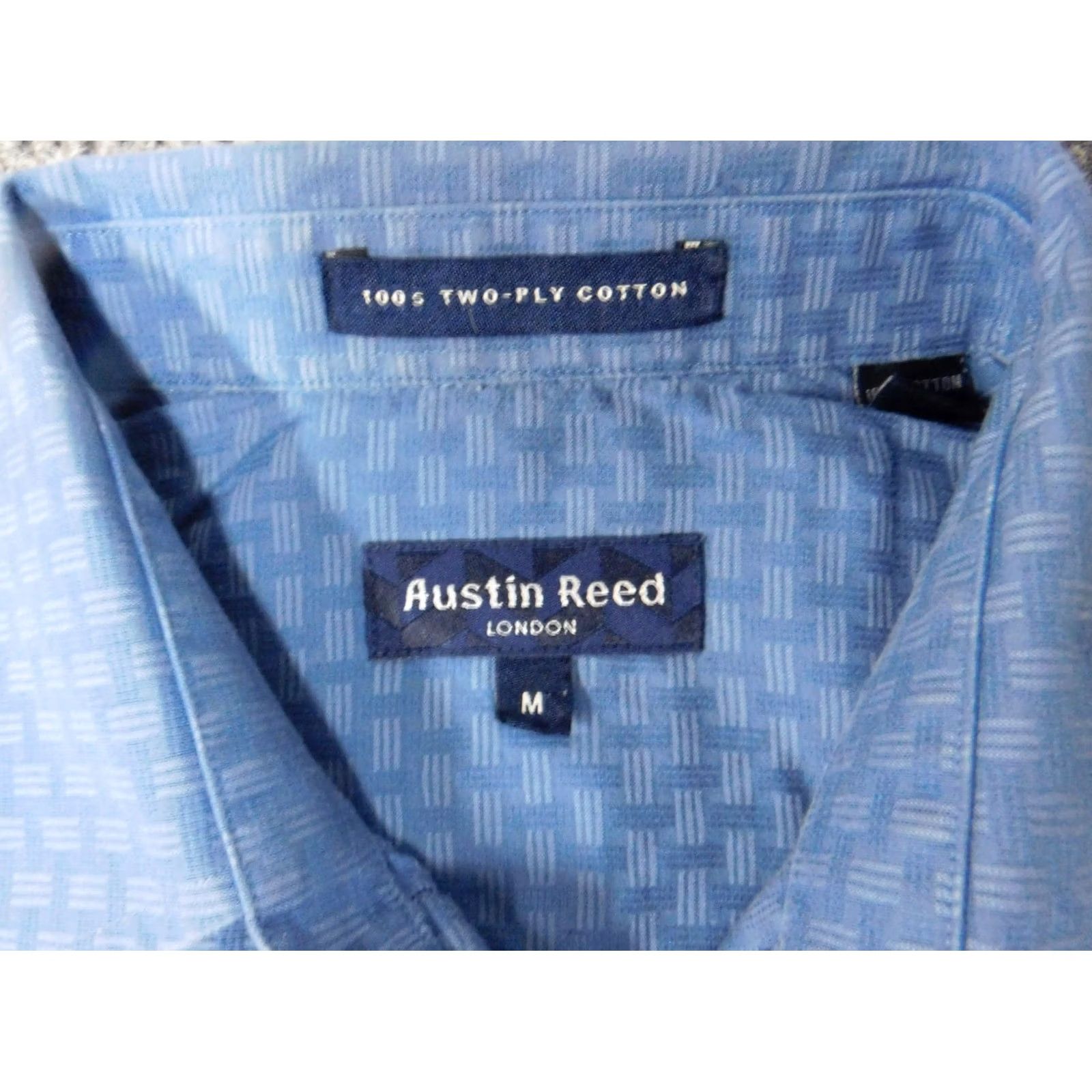Austin Reed Austin Reed Mens Shirt Medium Blue Button-Down Knit Cotton Long Sleeve Slimming Pockets Regular Logo Button-Up Collared Size US M / EU 48-50 / 2 - 5 Thumbnail