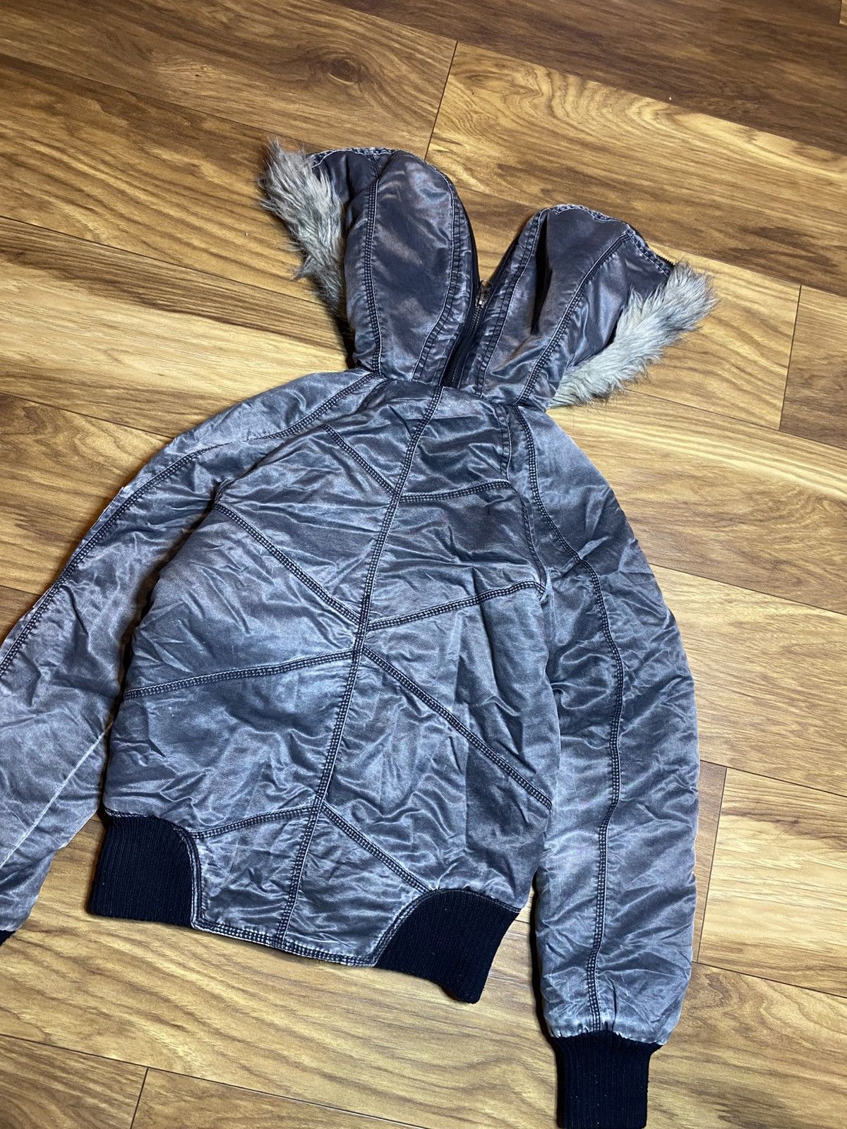 Japanese Brand Jacket Alaska Faux Fur Jacket Fishbone Japanese Style Size US XS / EU 42 / 0 - 13 Thumbnail