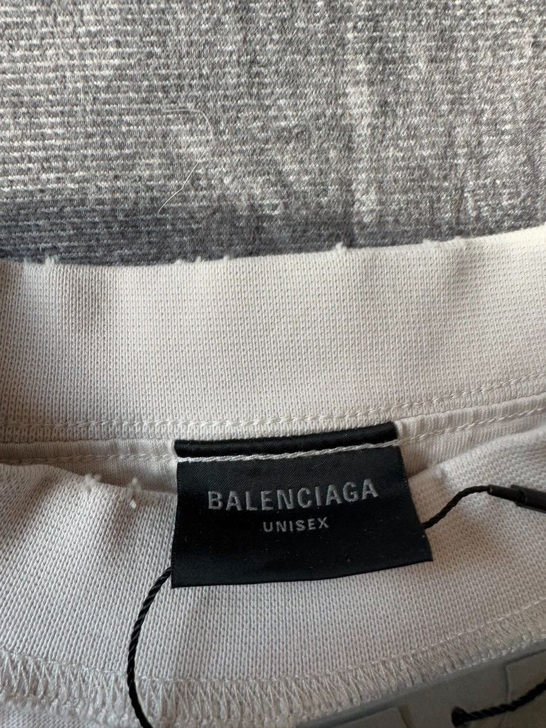 Balenciaga Balenciaga Internal use only slogan for internal use only Size US S / EU 44-46 / 1 - 3 Thumbnail