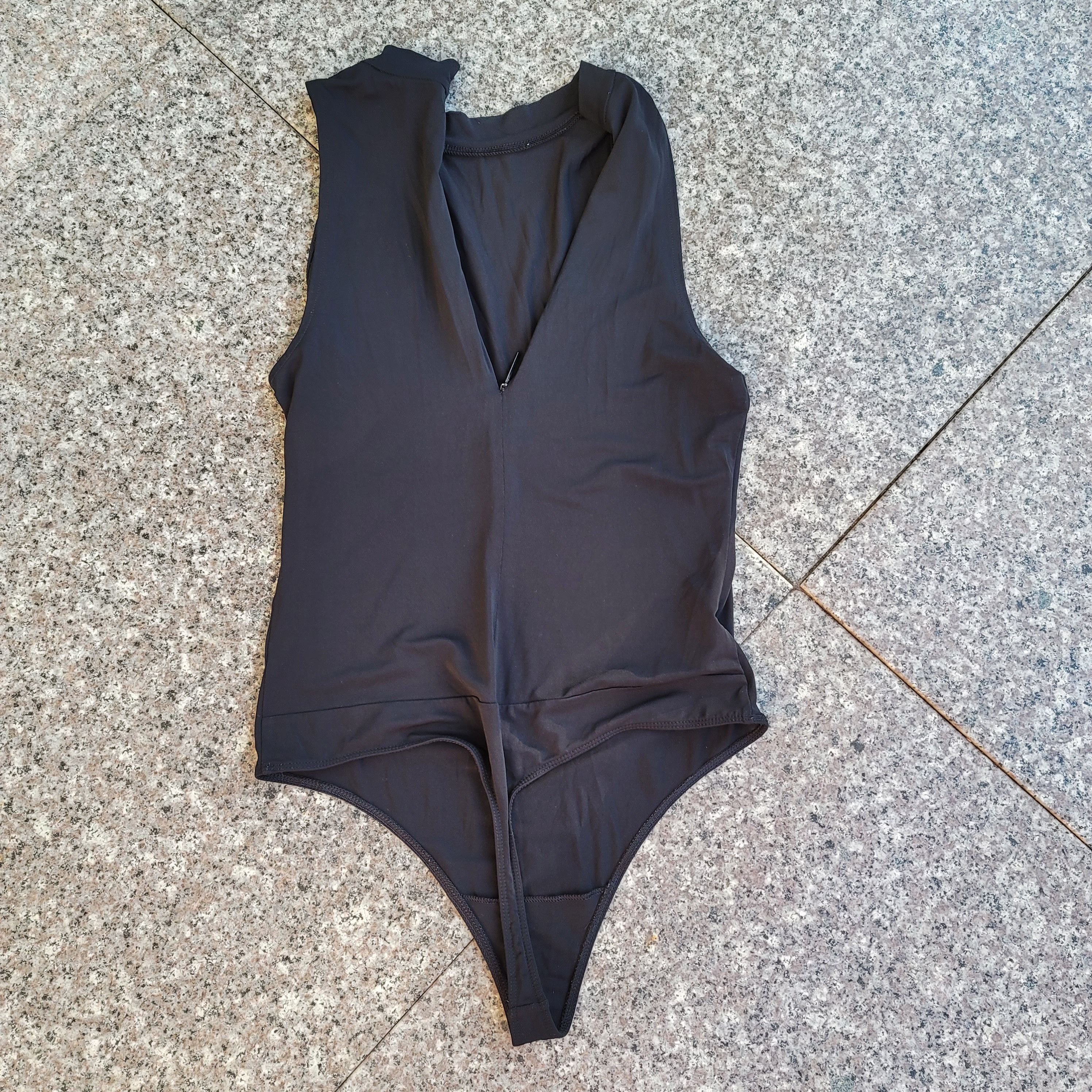 Aritzia Babaton bodysuit Size S / US 4 / IT 40 - 2 Thumbnail