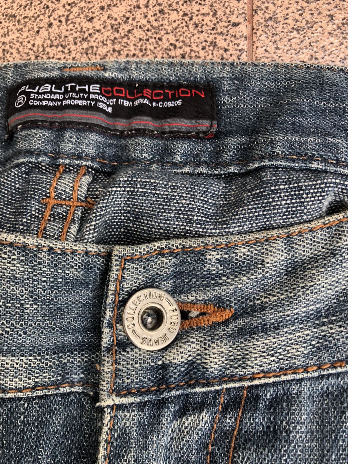 Fubu Fubu baggy embroidered jeans Size US 37 - 6 Thumbnail
