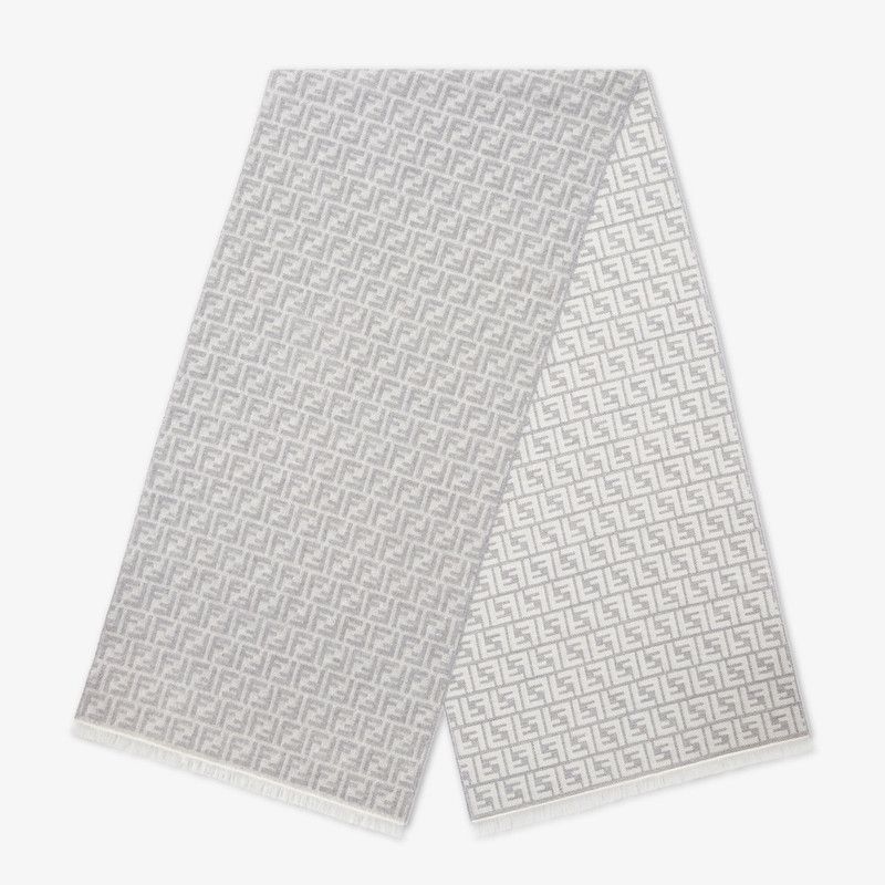 Fendi o1s1wg111125 Size:OS/ Scarf in Grey Size ONE SIZE - 1 Thumbnail