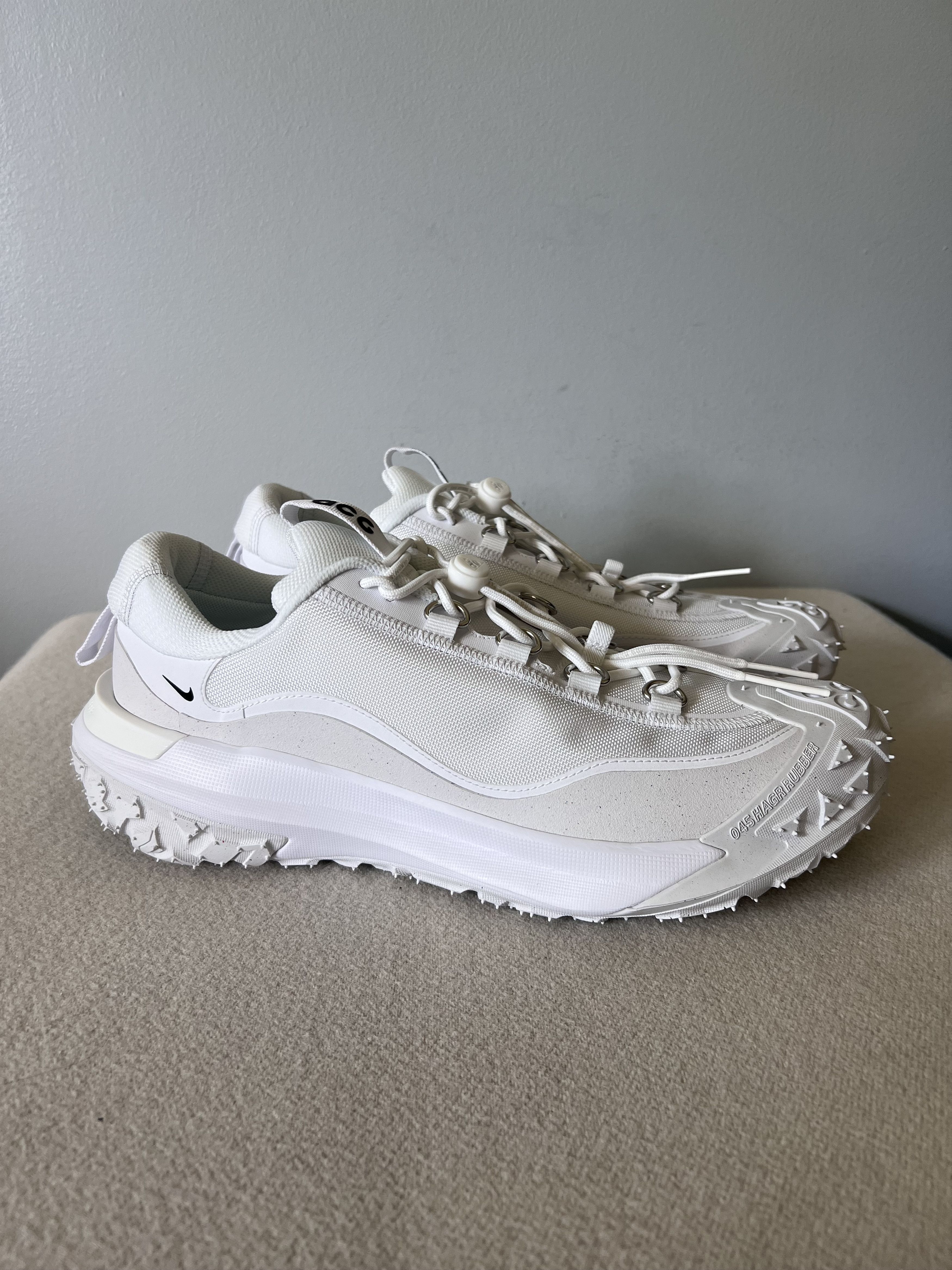 Comme des Garcons × Nike ACG Comme des Garcons Nike ACG Mountain Fly 2 in White Size US 12 / EU 45 - 1 Thumbnail