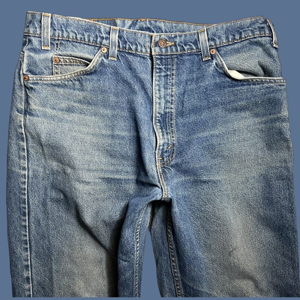 Levi's VINTAGE Levi's Jeans Blue Denim White Tab 575 Made in USA 38 X 34 Mens Size US 38 / EU 54 - 1 Thumbnail