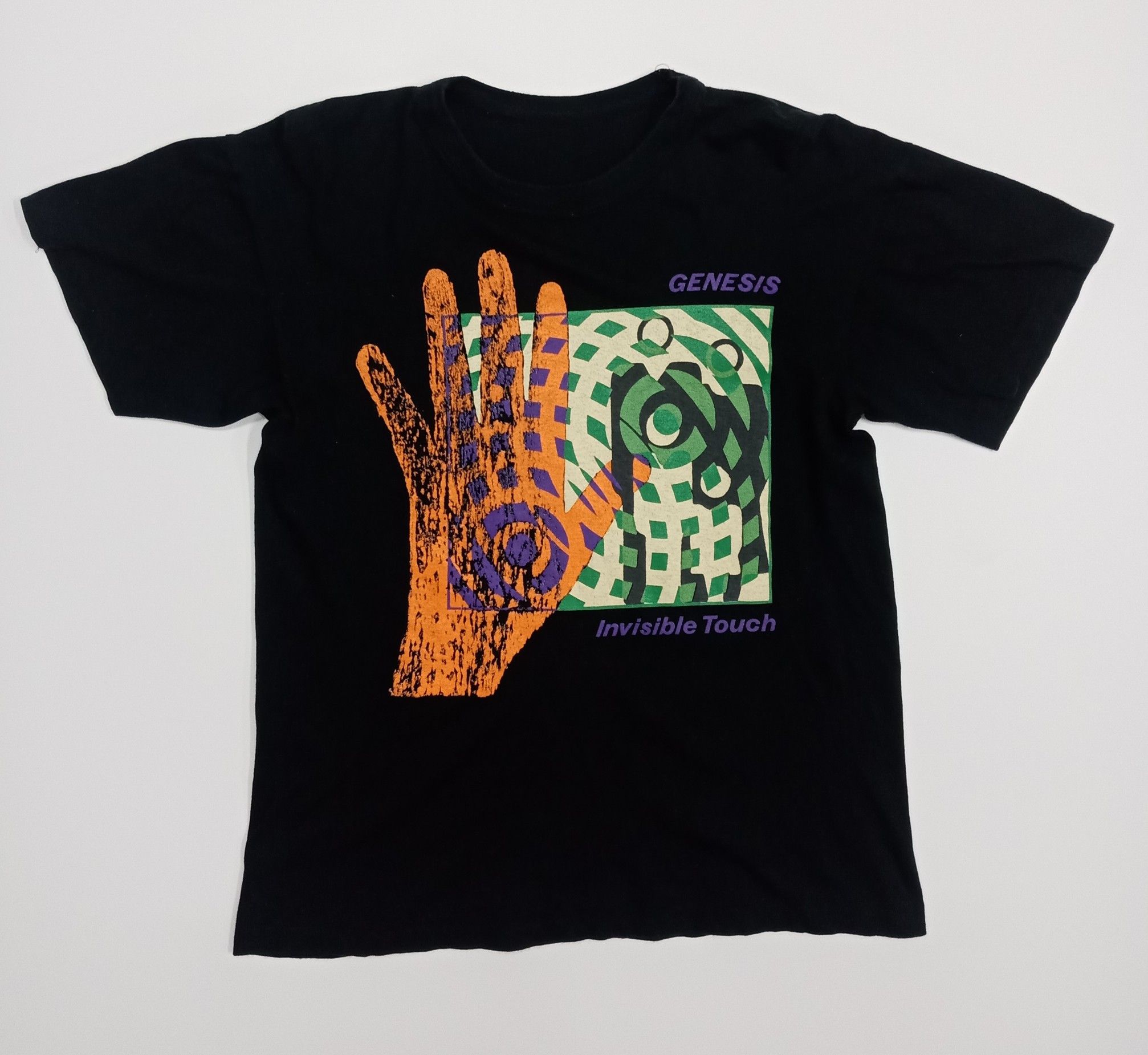 Band Tees 1987 Genesis Invisible Touch #A Size US M / EU 48-50 / 2 - 2 Thumbnail