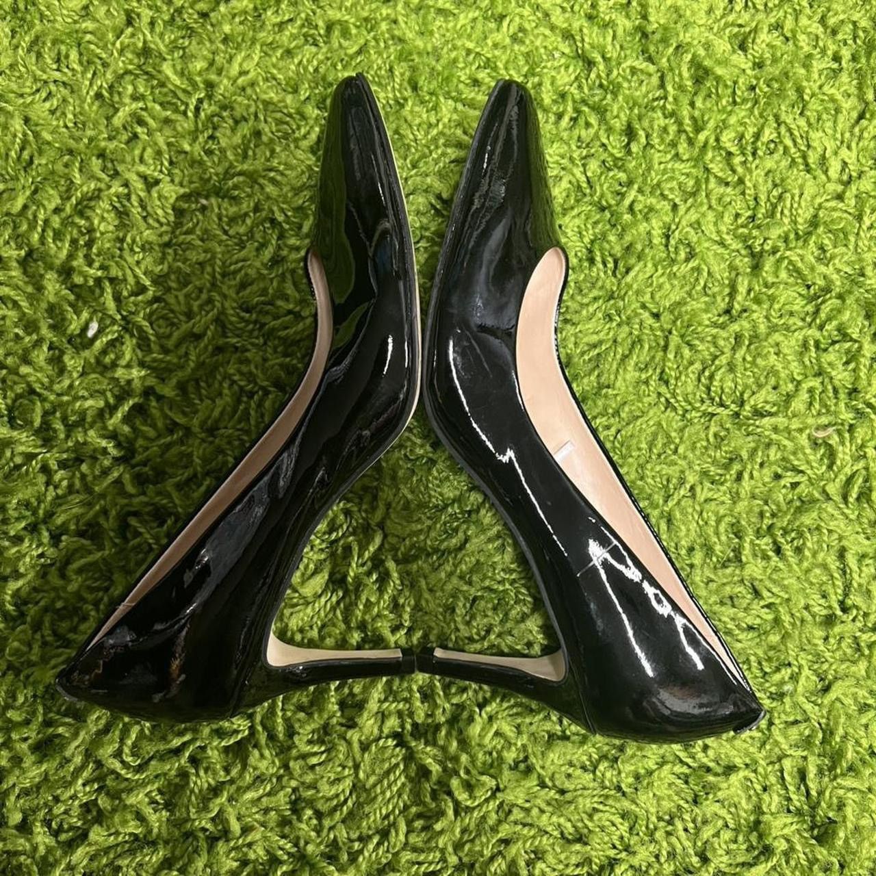 Kate Spade Women's Kate Spade Black Patent Leather Pointed Toe Pumps. Size US 9 / IT 39 - 4 Thumbnail