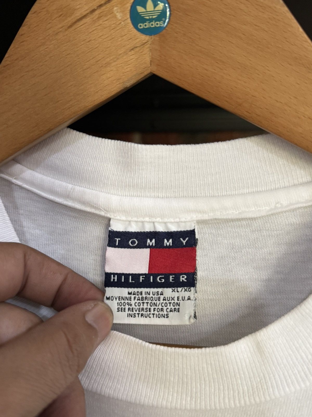 Tommy Hilfiger Rare Vintage 90s Tommy Hilfiger Photographer Collection Tee Size US XL / EU 56 / 4 - 9 Thumbnail