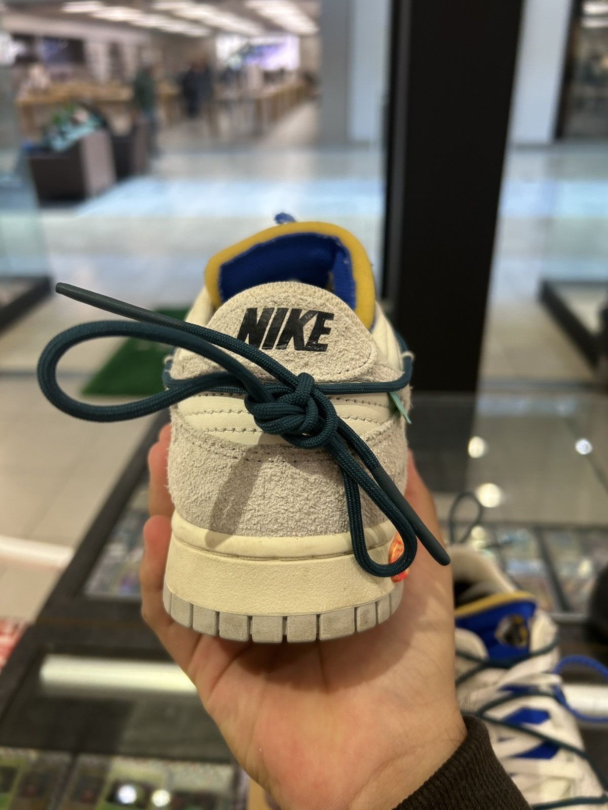 Nike dunk low off-white lot 16
