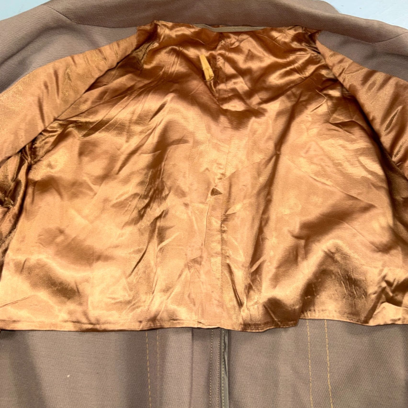 Vintage VTG Coat Trench Mens 40 Wool Gabardine Like Rockabilly Overcoat Coat Long Beige 1940s 1930s Vintage Mens Retro Overcoat Size US XXS / EU 40 - 4 Thumbnail