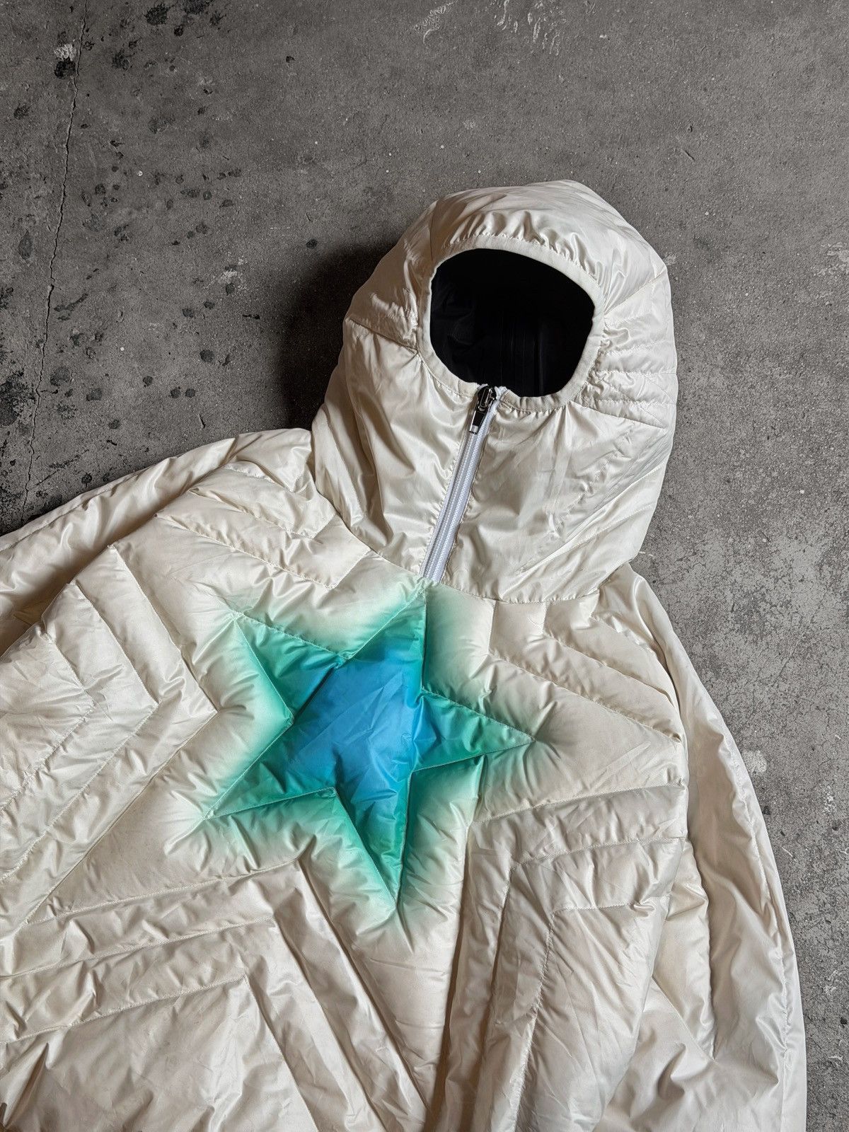 Bad Son Star Puffer Jacket by BADSON Size L Size US L / EU 52-54 / 3 - 2 Thumbnail