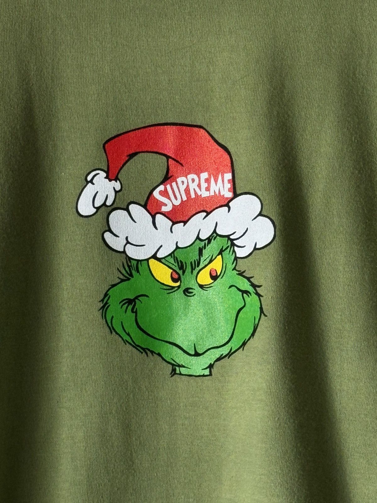 Supreme Supreme Grinch Tee FW24 Size US M / EU 48-50 / 2 - 2 Thumbnail