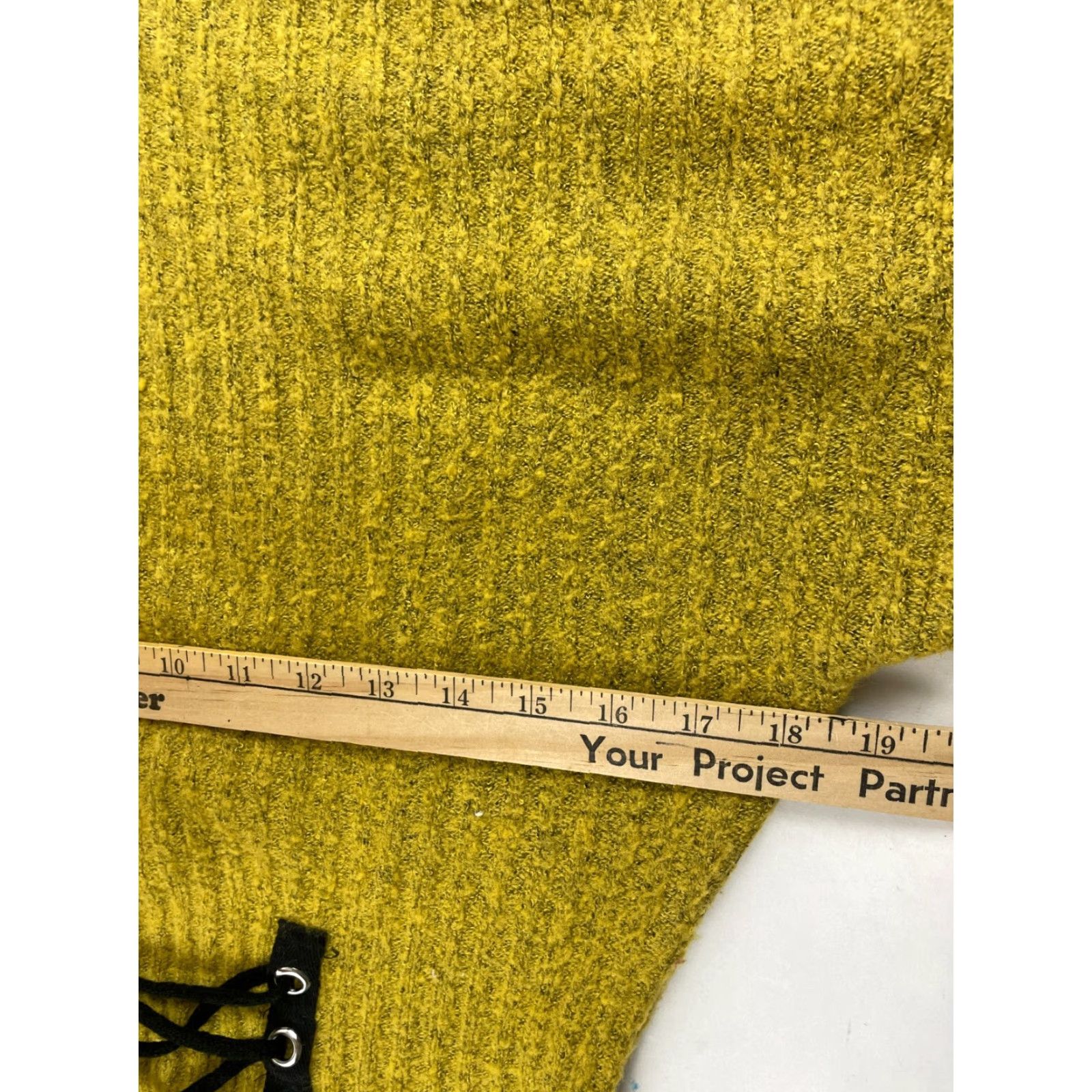Vintage John Paul Richard Sweater Women's Small Mustard Pullover Lace-Up Rib Detail Crew Neck Size S / US 4 / IT 40 - 6 Thumbnail