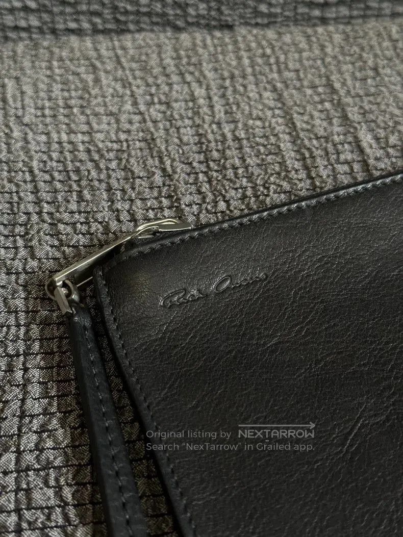 Rick Owens Rick Owens Cowhide zipper clutch bag. Size ONE SIZE - 2 Thumbnail