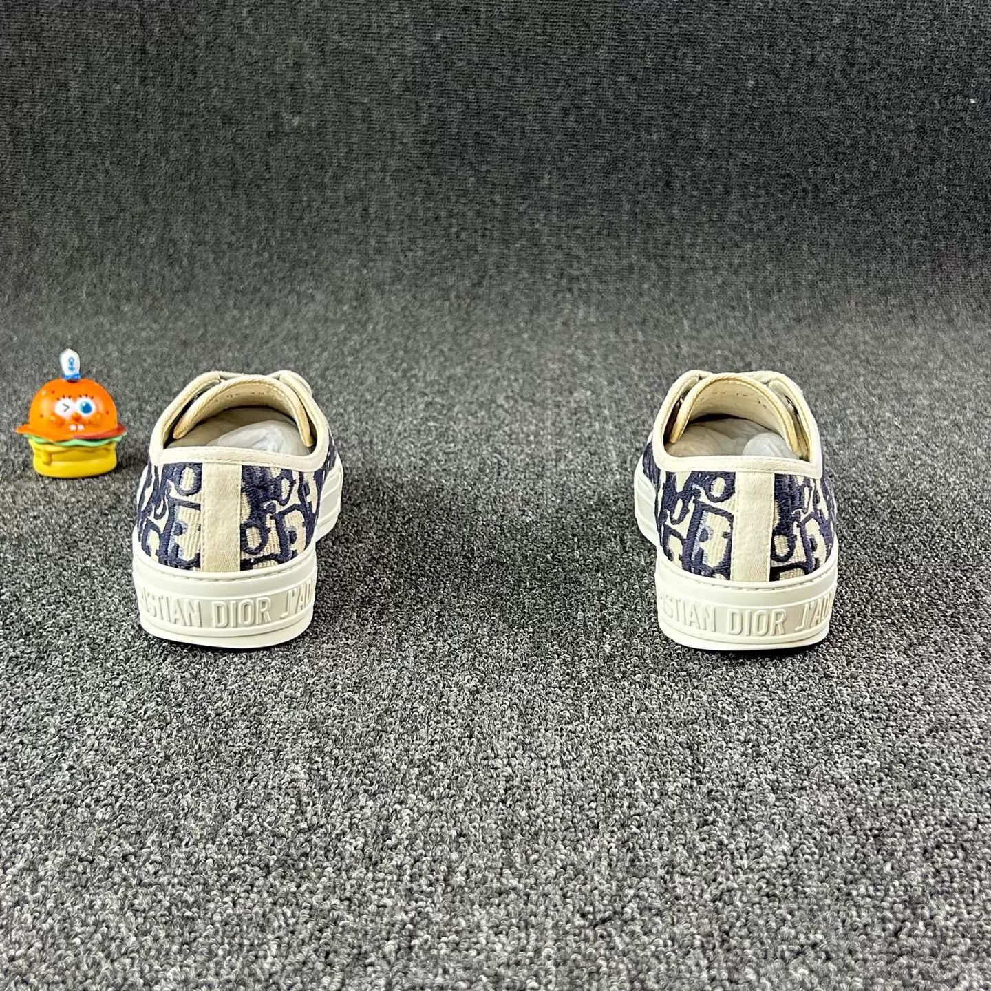 Dior Dior Oblique All-Over Print Sneaker Women's 36.5 Size US 6 / IT 36 - 5 Thumbnail