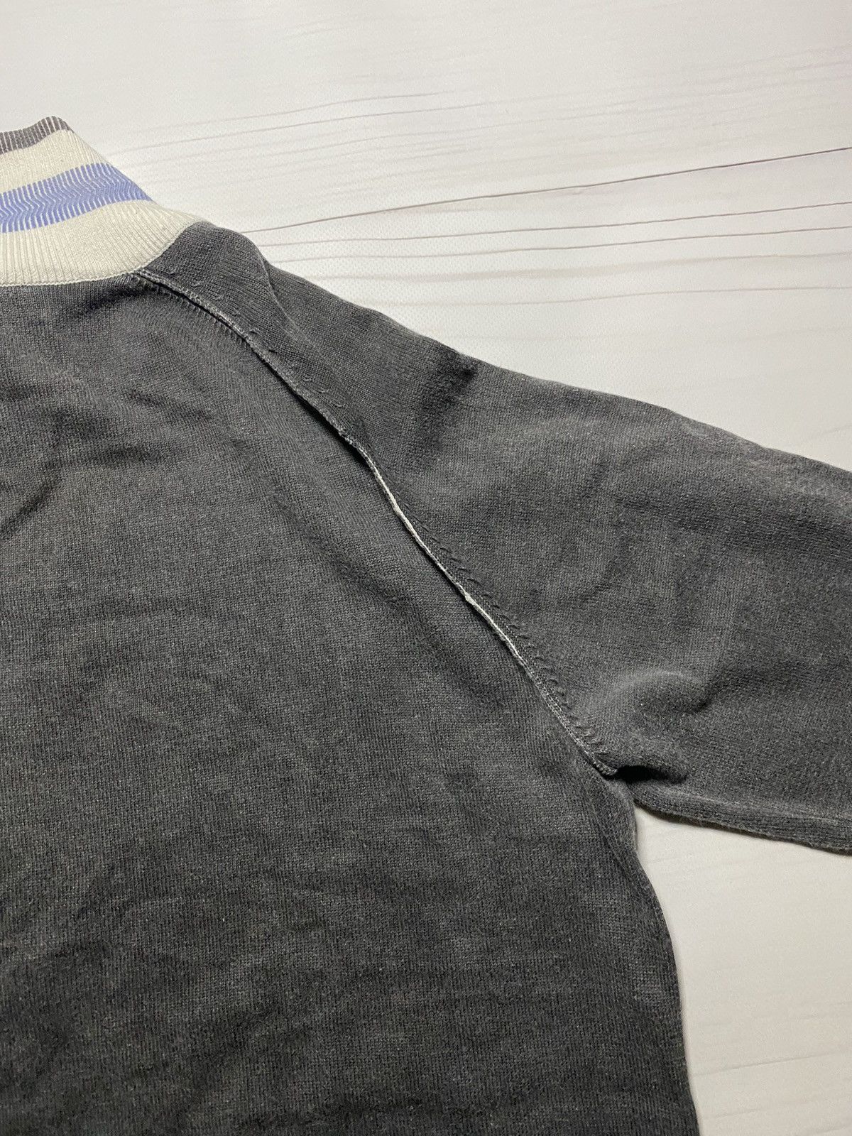 Armani × Vintage Vintage Armani Distressed faded full zip A J sweatshirt Size US S / EU 44-46 / 1 - 19 Thumbnail