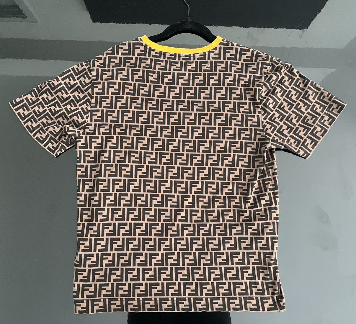 Fendi Fendi rehire FF logo printed Size US M / EU 48-50 / 2 - 2 Thumbnail