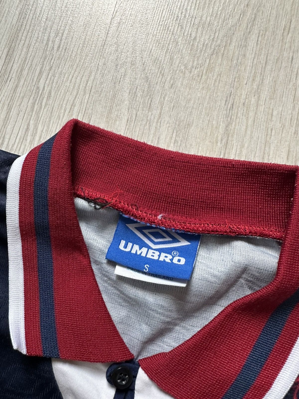 Umbro Umbro Ajax Amsterdam 1994-1995 Away Jersey Size S Size US S / EU 44-46 / 1 - 4 Thumbnail