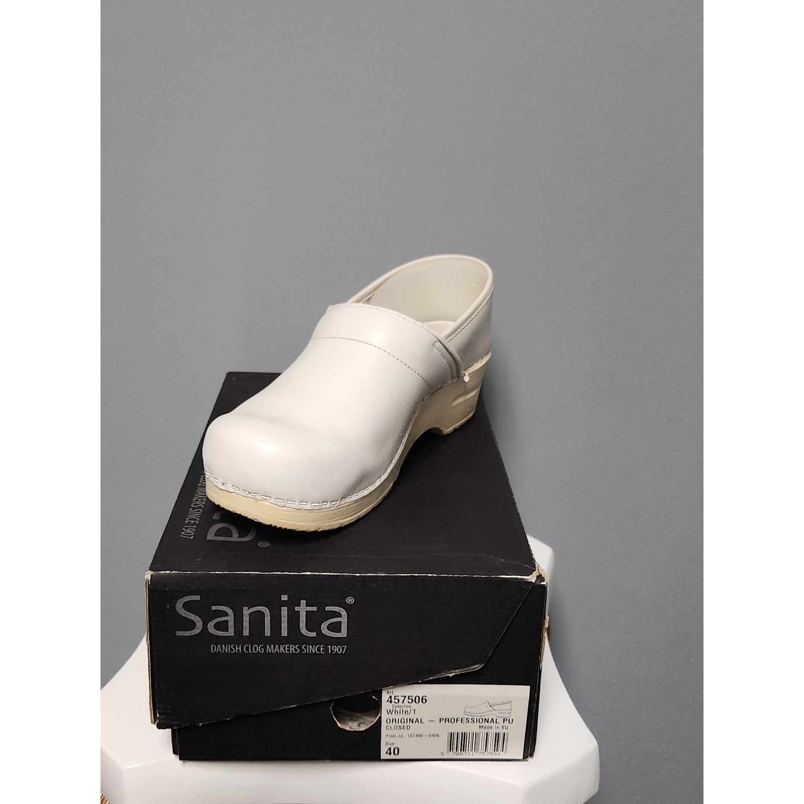 Other Sanita Prof. Patent Leather White Clog 40 US 9.5 Nurse Size US 10 / IT 40 - 9 Thumbnail