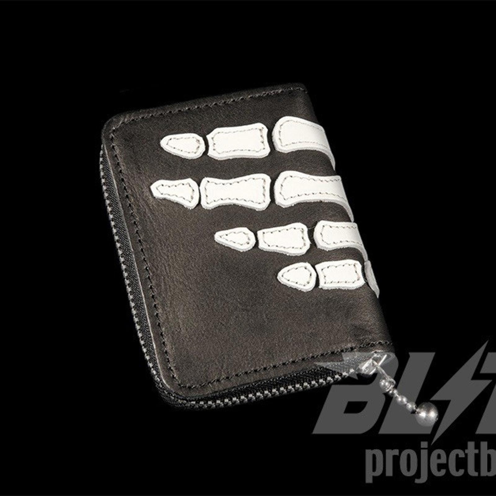 kapital 骨デザイン ケース Kapital 3D Embroidered Pin Badge, Rain Skull – Cotton Sheep