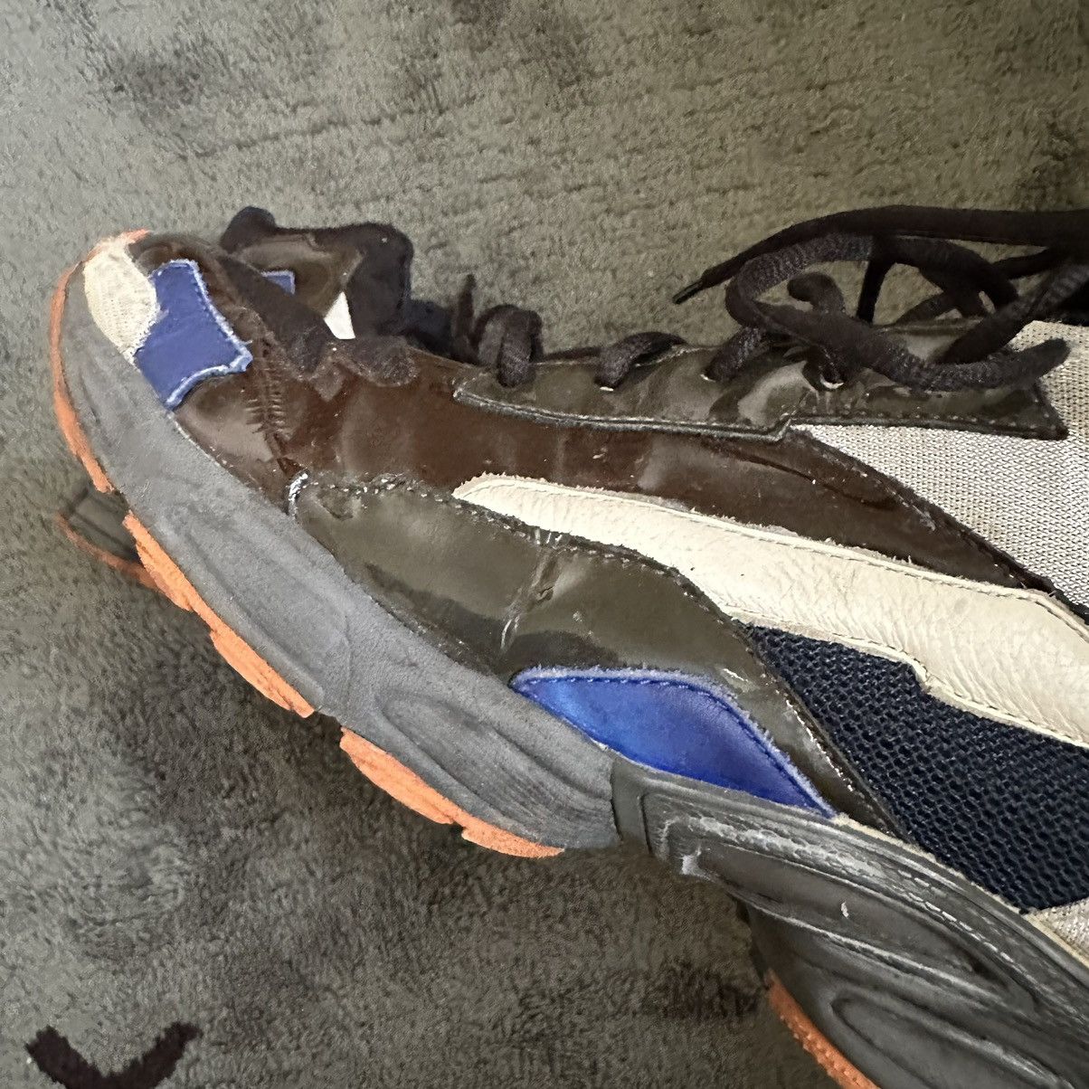 Raf Simons Raf Simons Holographic Fall 2013 Archive Sneakers Size US 8 / EU 41 - 2 Thumbnail