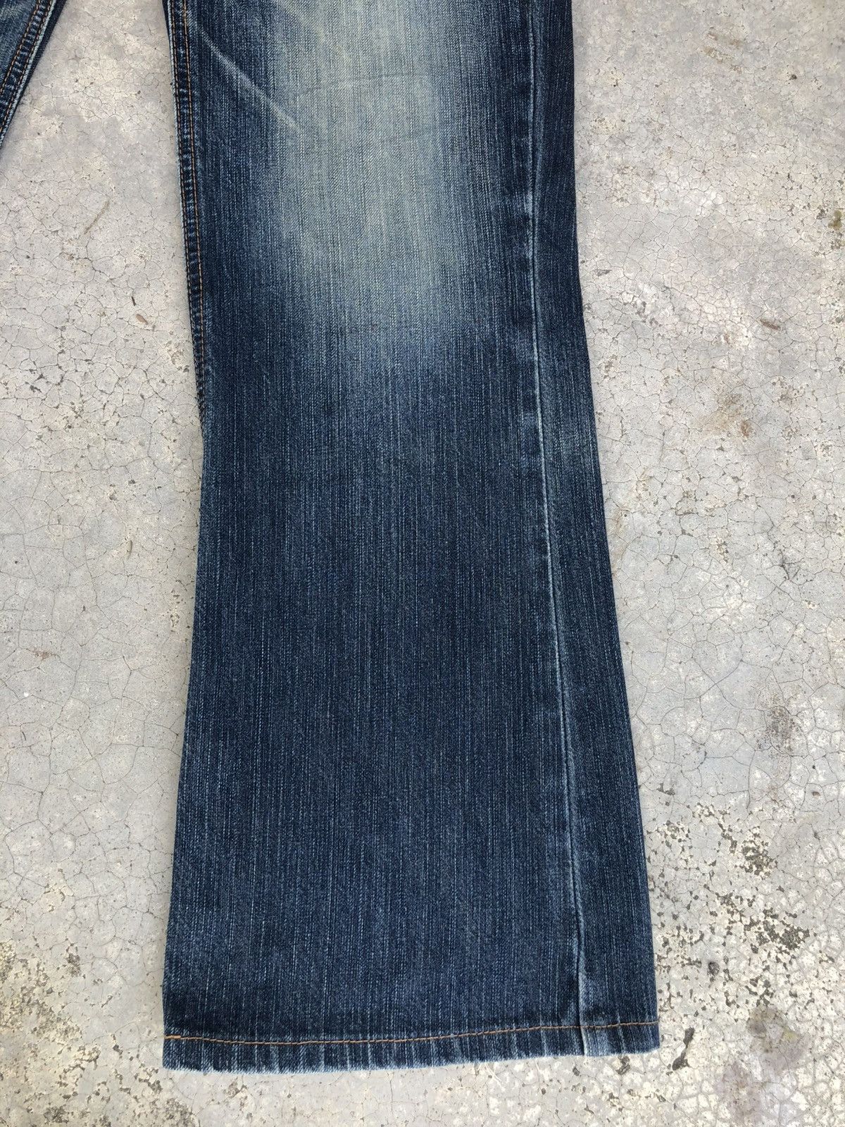 Who Decides War Japanese Edwin Navajo Flared Jeans Bootcut Distressed Size US 33 - 7 Thumbnail