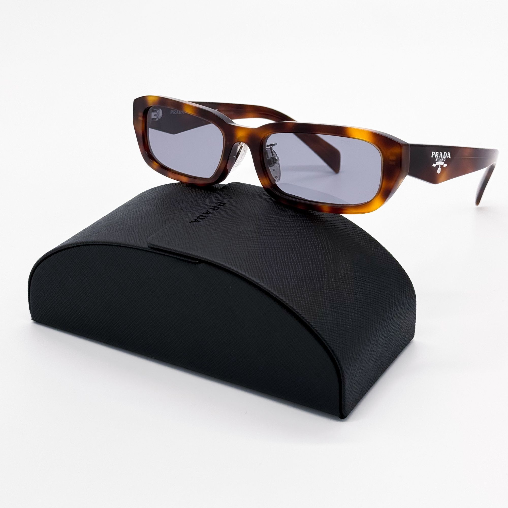 Prada NEW PRADA SUNGLASSES PRB06SF 15W03N HAVANA WOMEN PR B06S 15W Size ONE SIZE - 1 Thumbnail