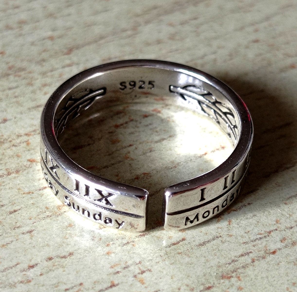 Vintage Punk Goth Romance Statement Engraved Silver Ring Size ONE SIZE - 3 Thumbnail
