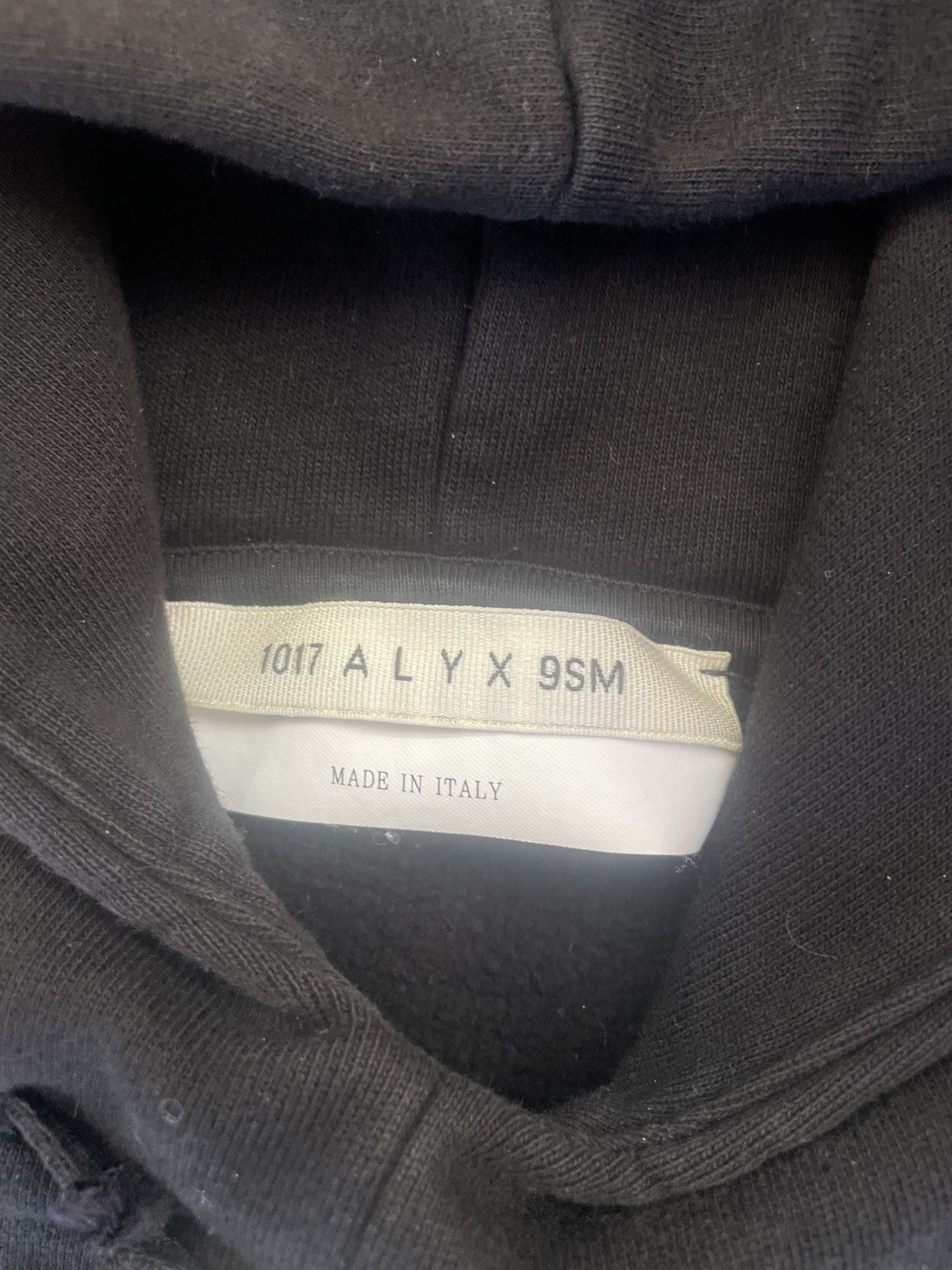 1017 ALYX 9SM 1017 ALYX 9SM Hoodie with buckle Size US S / EU 44-46 / 1 - 3 Thumbnail