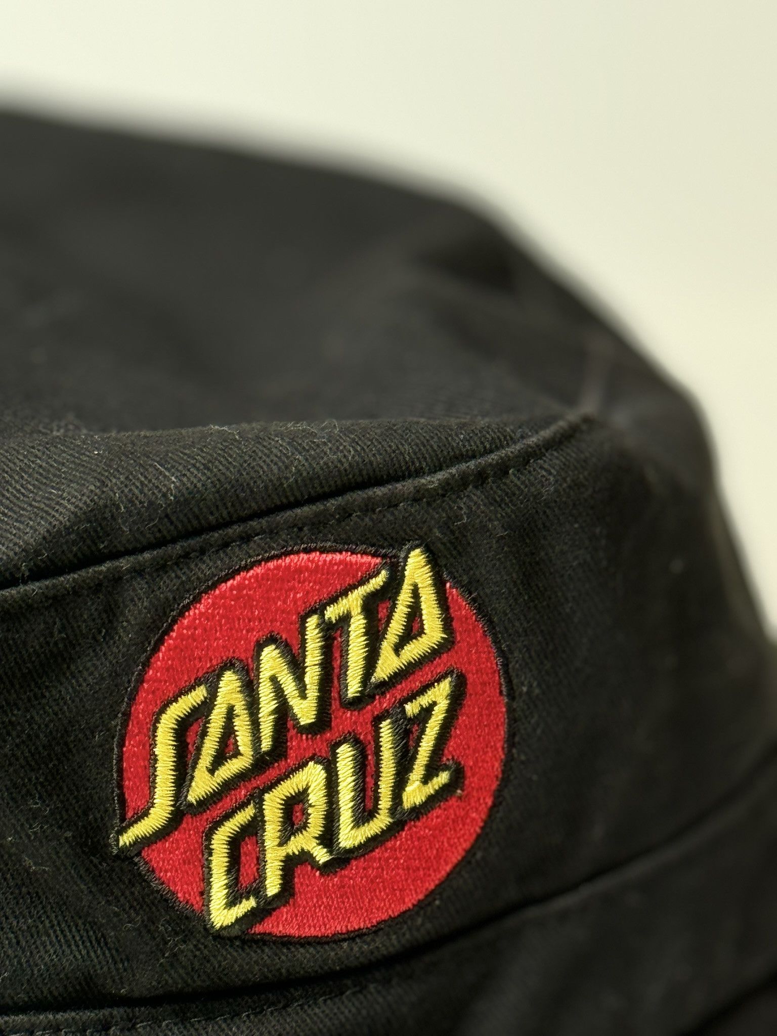 Santa Cruz Skateboards CLASSIC DOT PATCH BUCKET HAT Size ONE SIZE - 2 Thumbnail