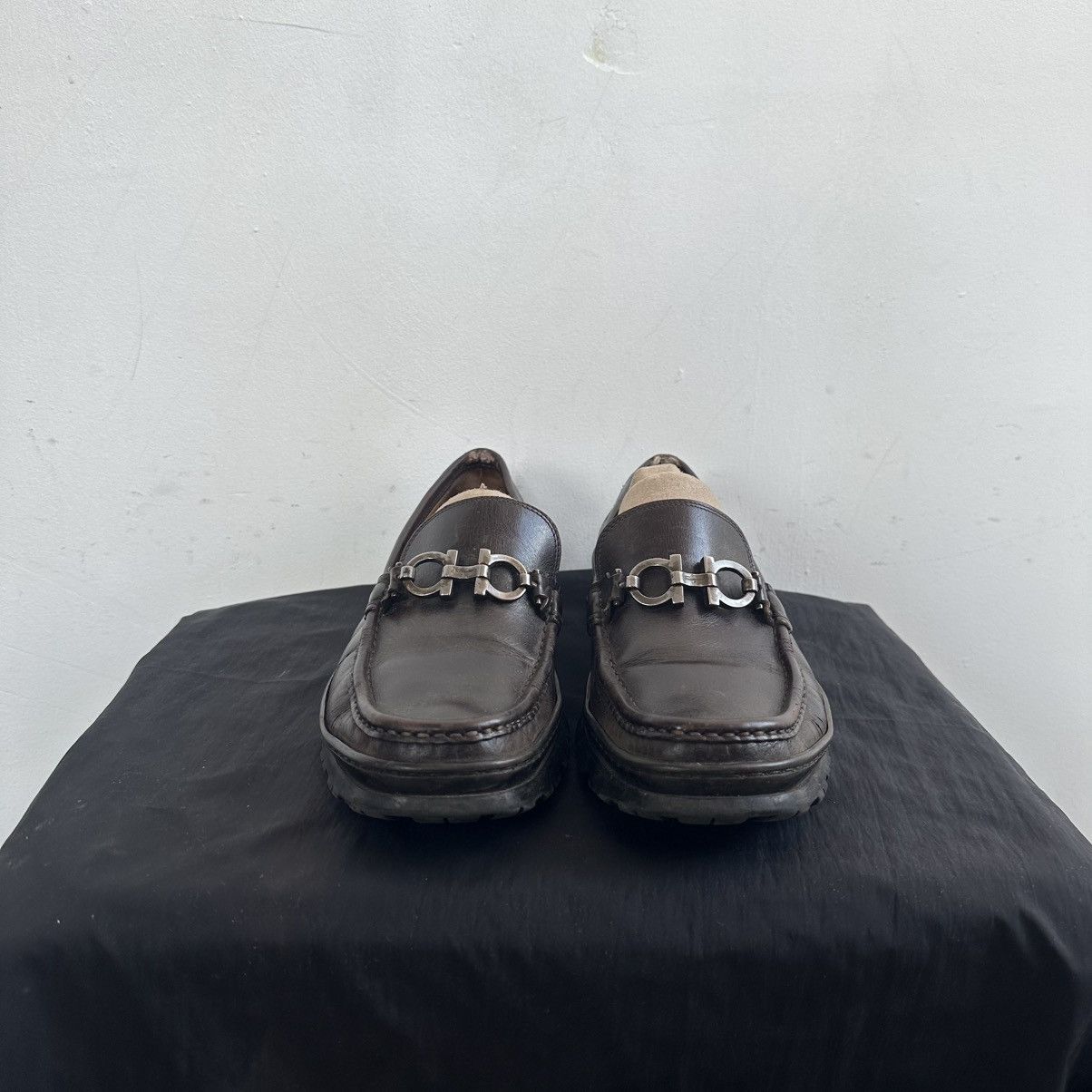 Salvatore Ferragamo Ferragamo Gancini Bit Loafer - Size 7 Size US 7 / EU 40 - 3 Thumbnail