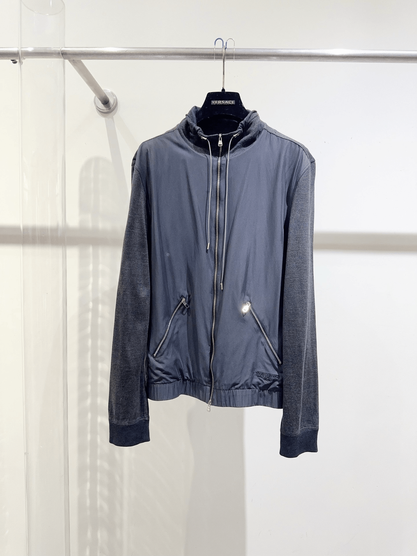 Louis Vuitton Louis Vuitton Gray Coat Size US S / EU 44-46 / 1 - 1 Thumbnail