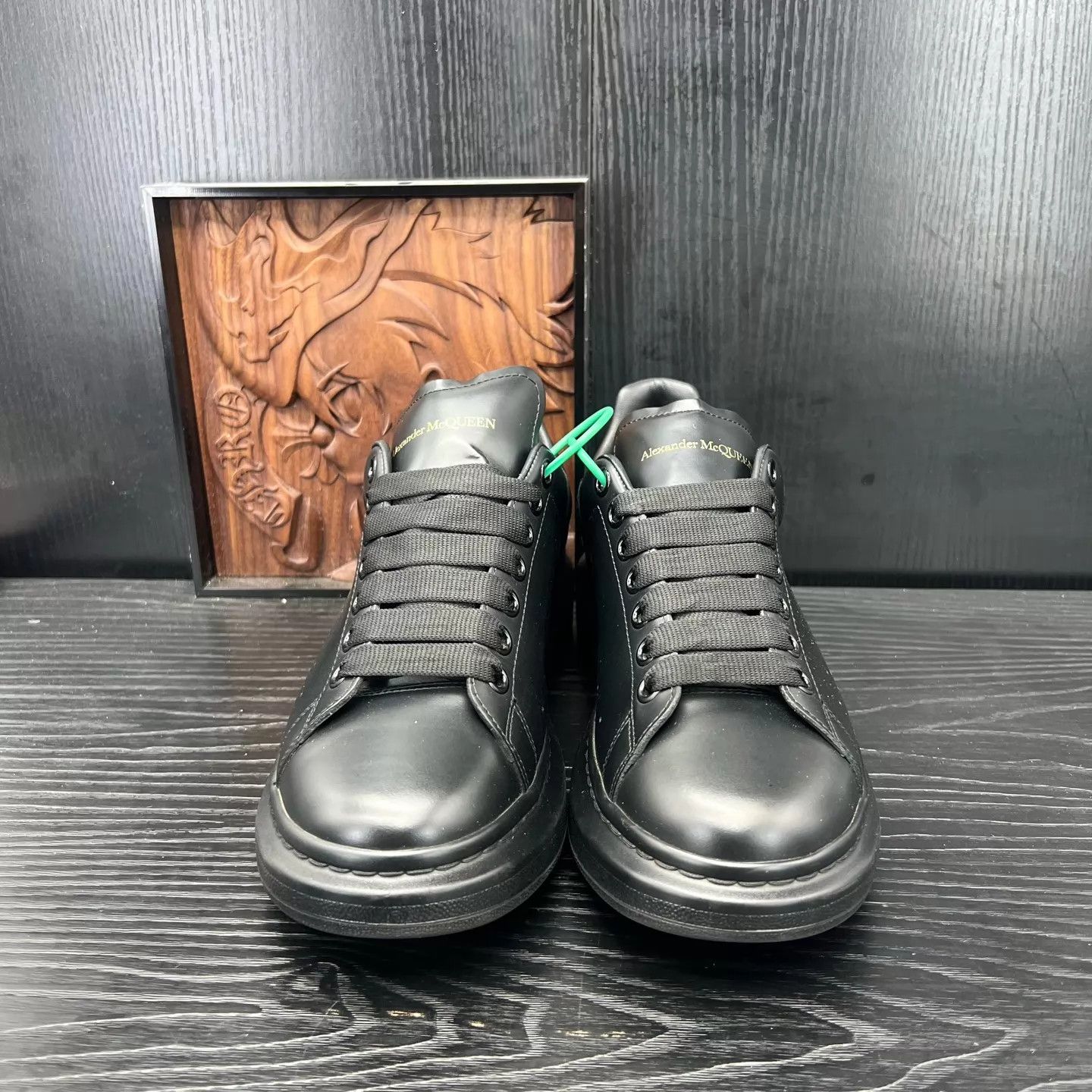 Alexander McQueen McQueen Black Size 41 Near Mint Shoes Size US 8 / EU 41 - 2 Thumbnail