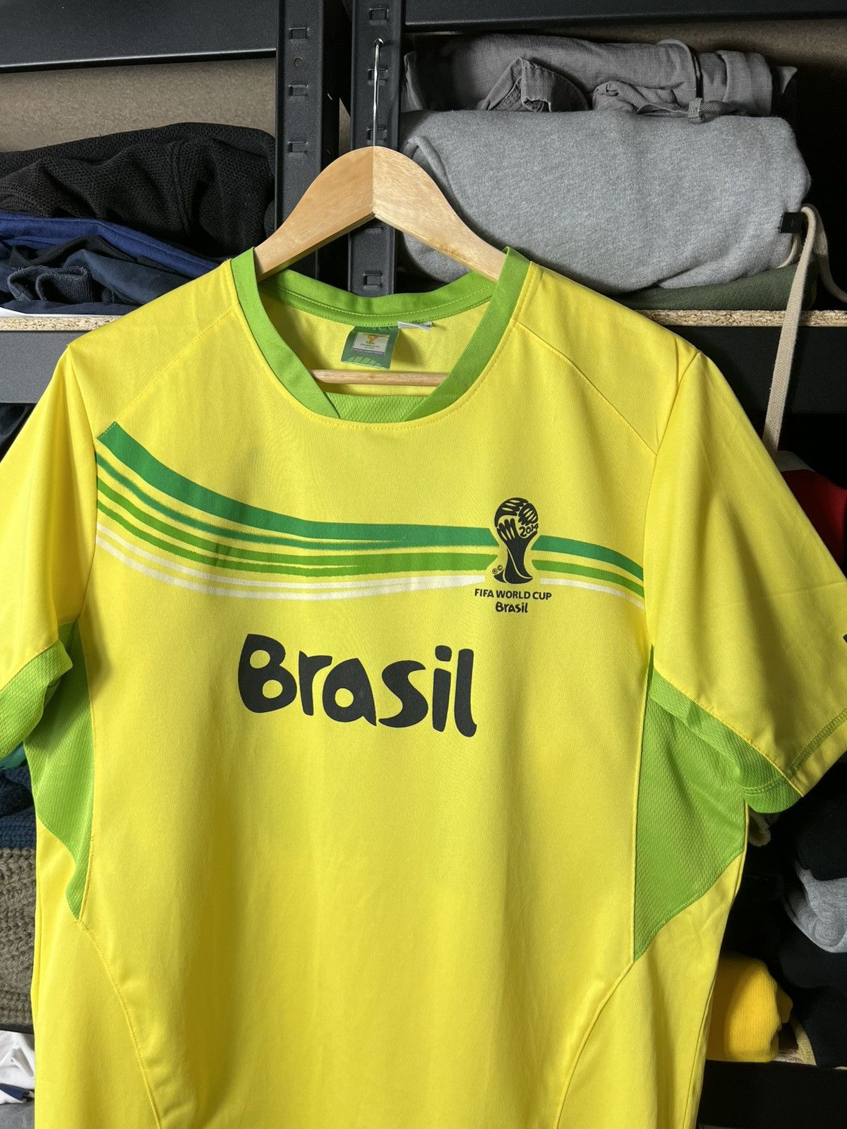 Umbro Brazil Brasil #10 FIFA World Cup 2014 Football Shirt Yellow Size US M / EU 48-50 / 2 - 5 Thumbnail