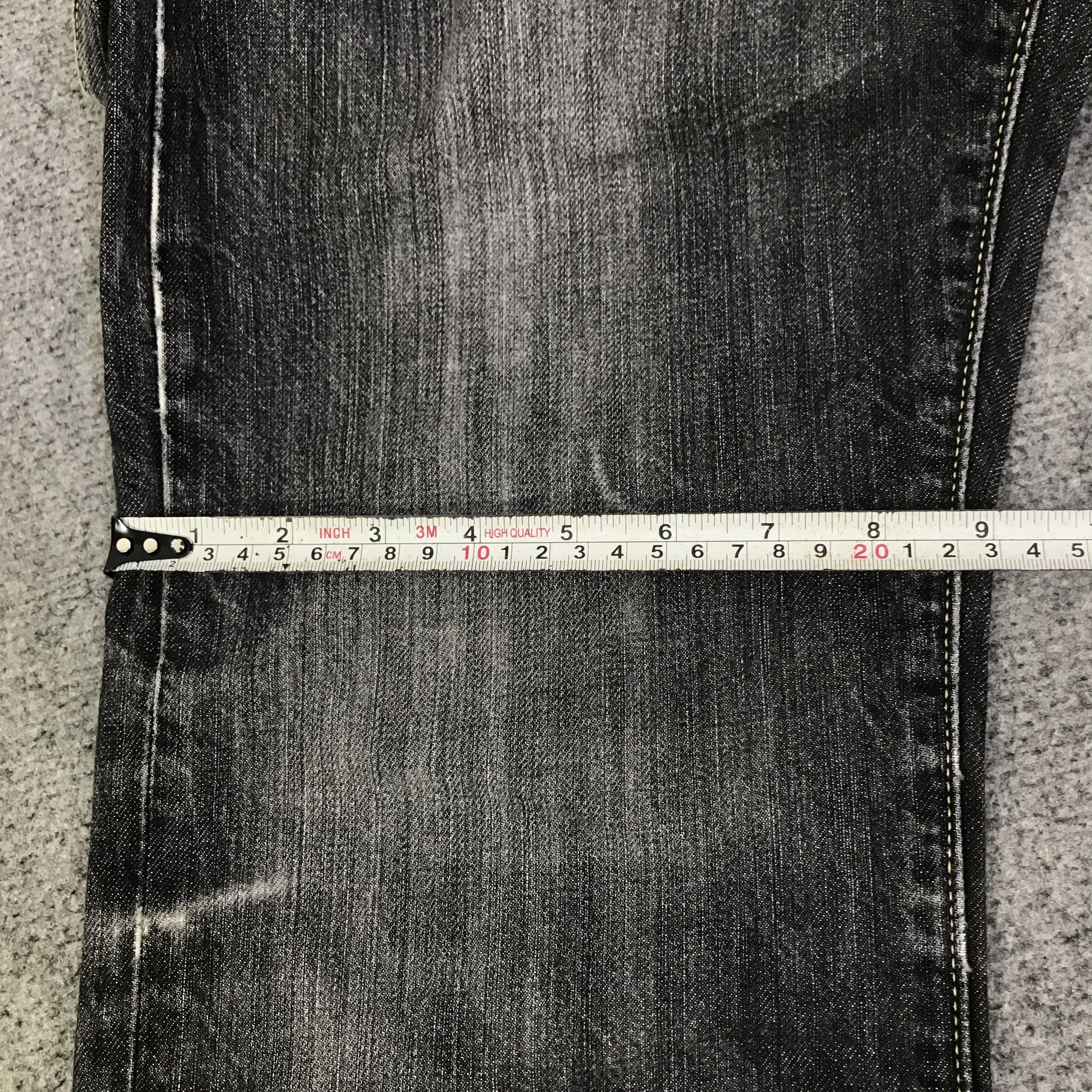 Japanese Brand Black Faded Denim japan Uniqlo jeans pants K130B23 Size US 33 - 10 Thumbnail