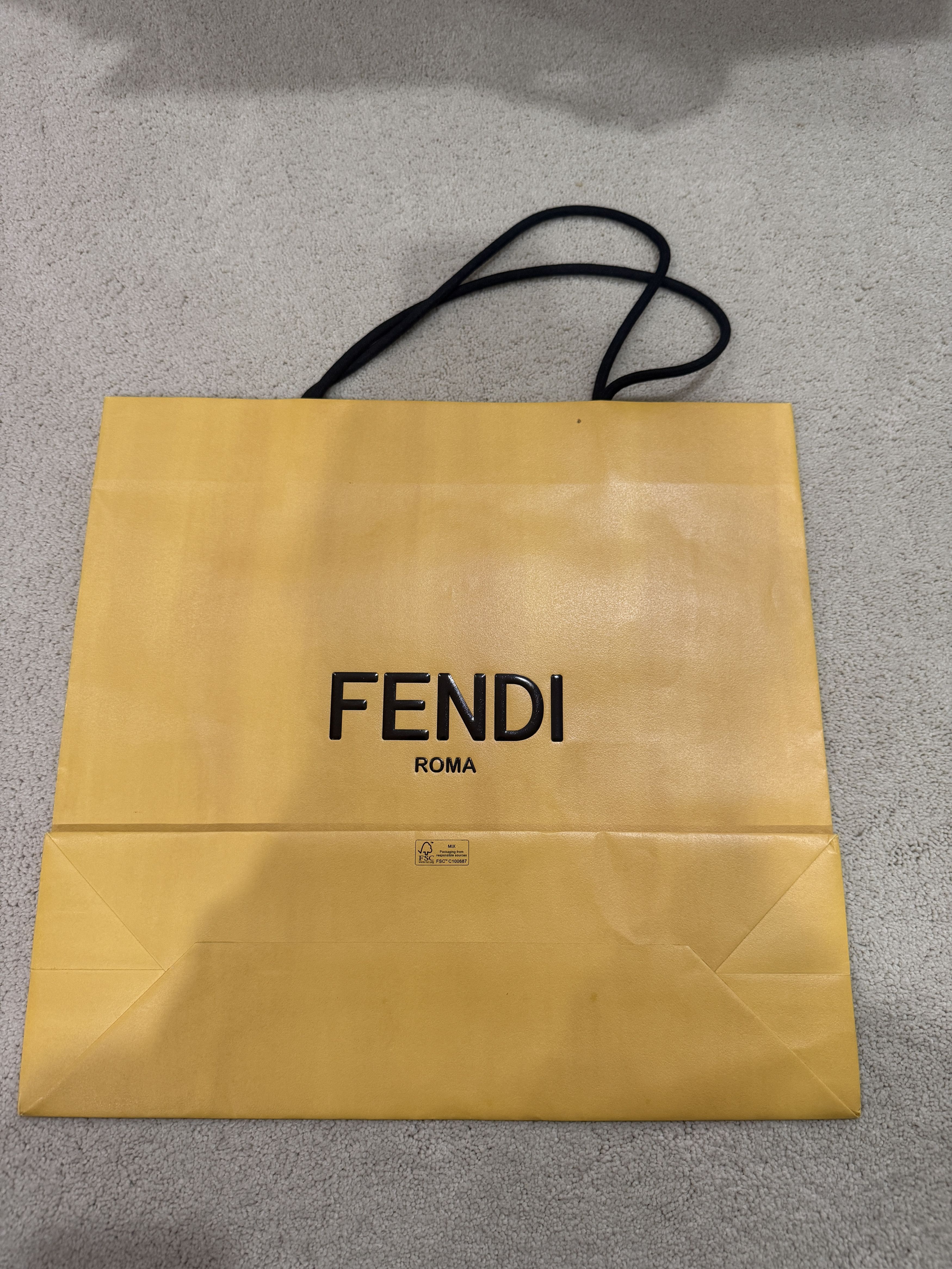 Fendi Authentic Large Fendi Yellow Gift Paper Shopping Bag Size ONE SIZE - 2 Thumbnail