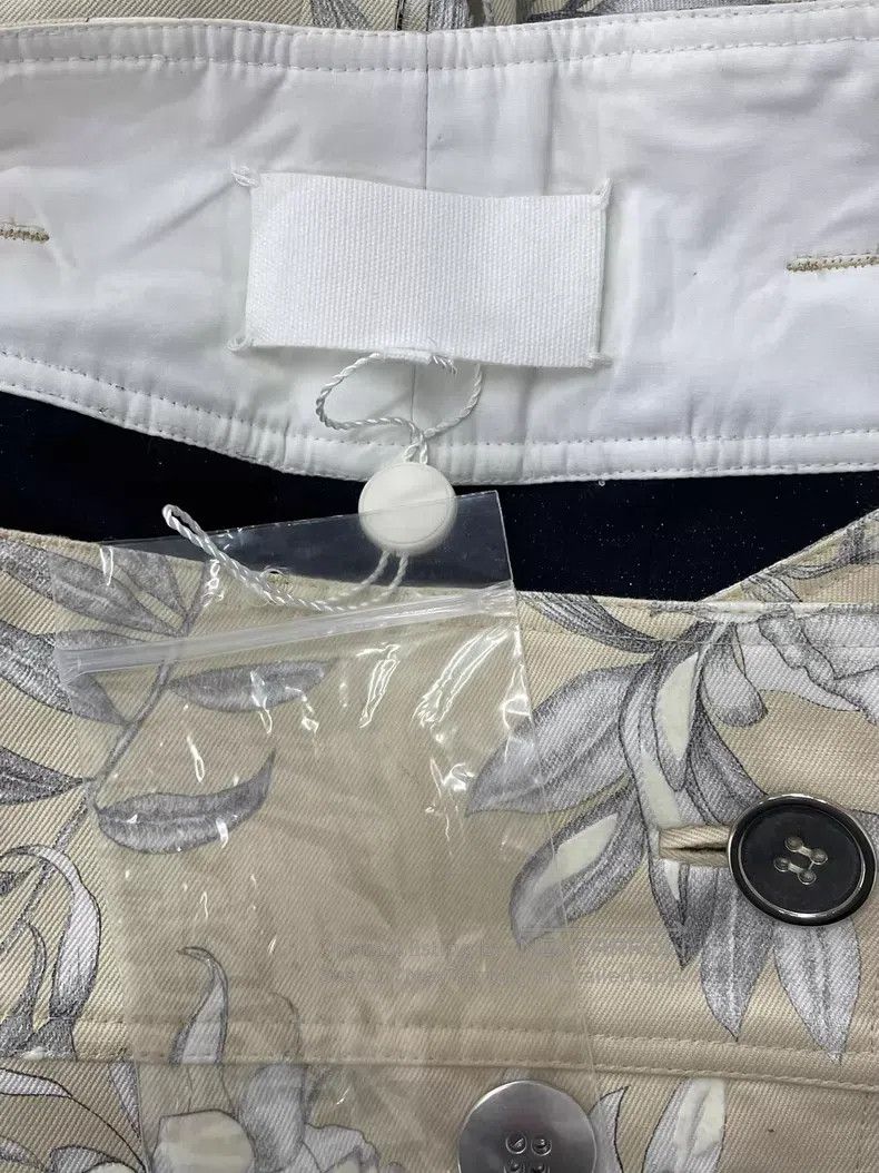 Maison Margiela Maison Margiela Khaki flower printed hole skirt Size 26" / US 2 / IT 38 - 4 Thumbnail