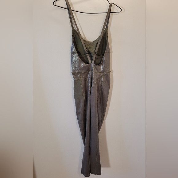 Adidas × Ivy Park Adidas x Ivy Park V-Neck Bodysuit Catsuit Size S HR6882 Size 26" / US 2 / IT 38 - 5 Thumbnail