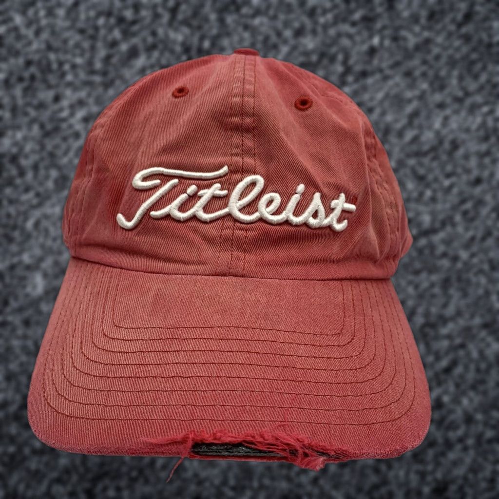 Titleist Titleist Hat Cap Fitted Mens Medium Red Twill Baseball Sports Golf Logo Size ONE SIZE - 1 Thumbnail