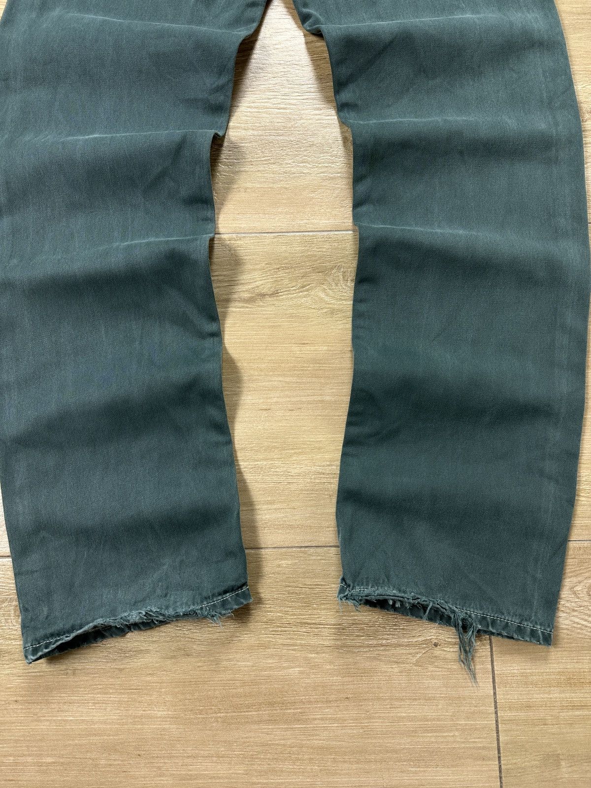 Levi's × Vintage Vintage 90s Levi's 401 Distressed Jeans Size US 32 / EU 48 - 3 Thumbnail