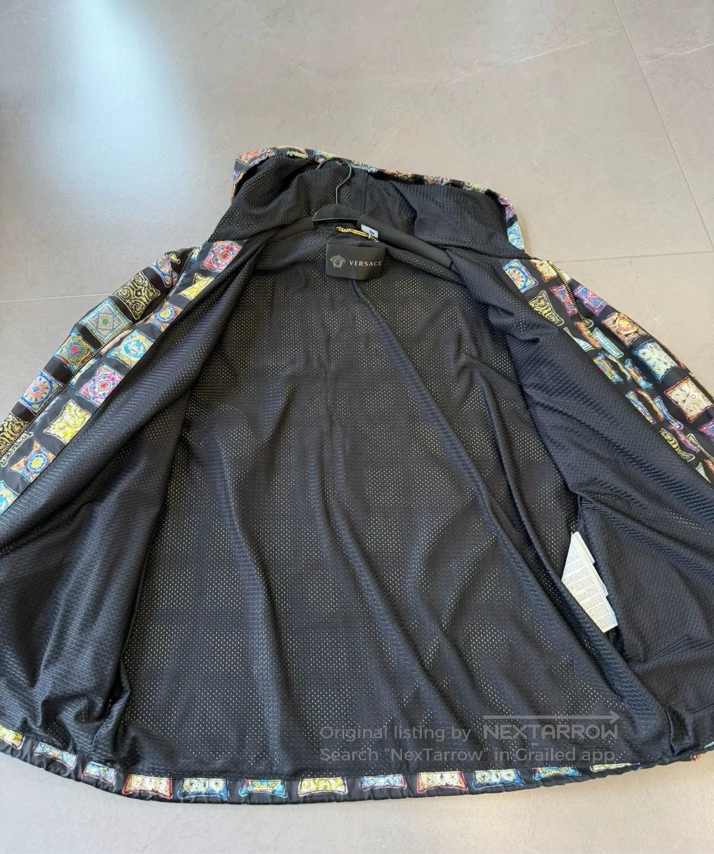 Versace Versace Men's Printed Jacket. Size US XL / EU 56 / 4 - 6 Thumbnail