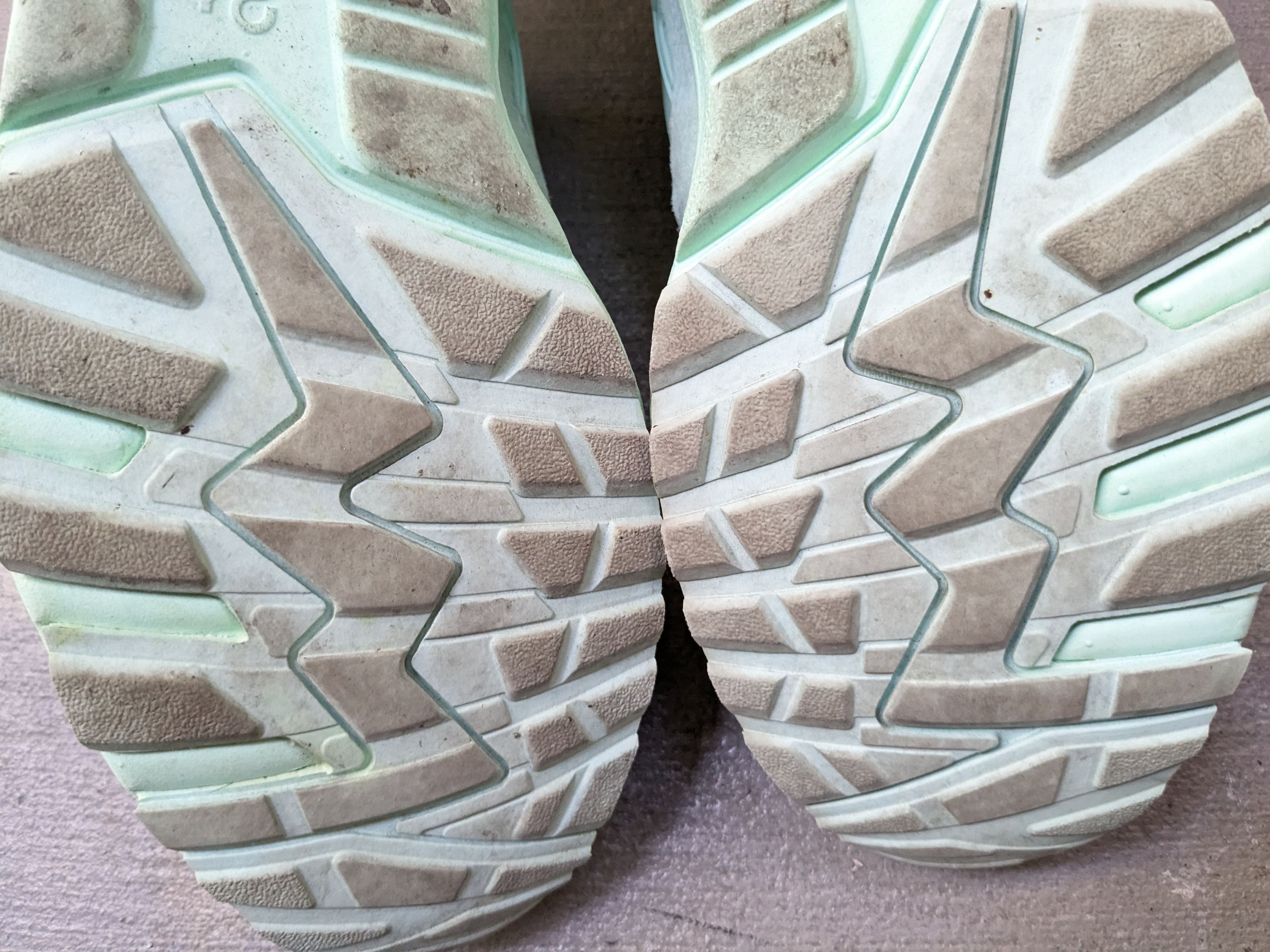 Asics ASICS Gel-Kayano Trainer Mint Green 11 Suede Size US 11 / EU 44 - 16 Thumbnail